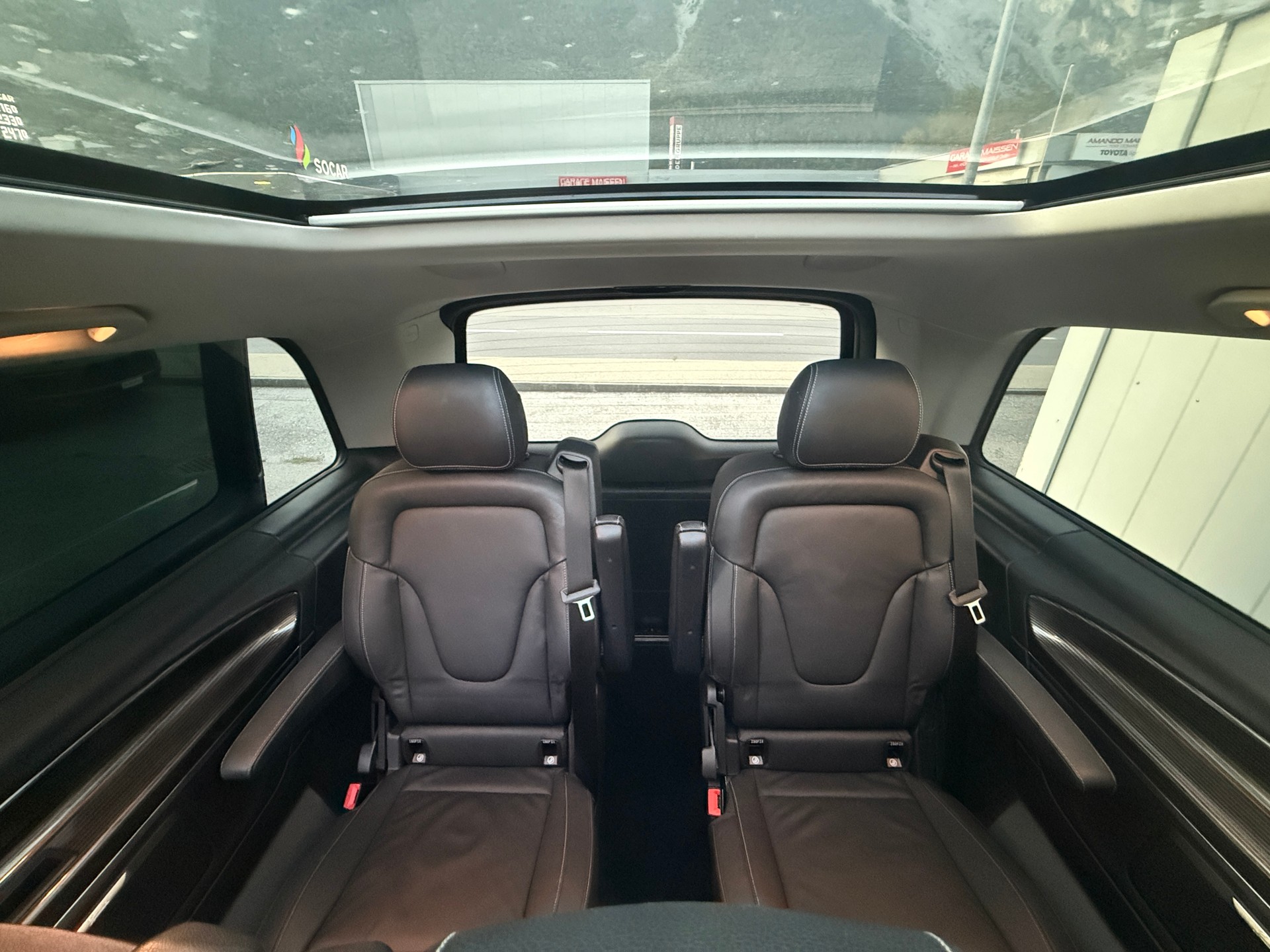 MERCEDES-BENZ V 250 d lang Exclusive 4Matic 9G-Tronic-image-17