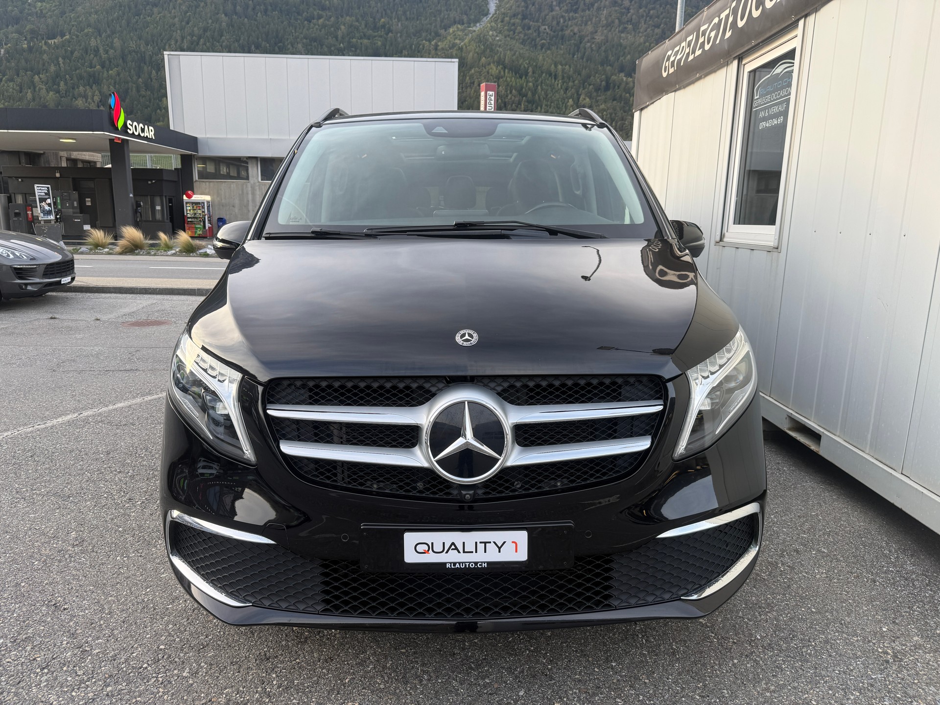 MERCEDES-BENZ V 250 d lang Exclusive 4Matic 9G-Tronic-image-31