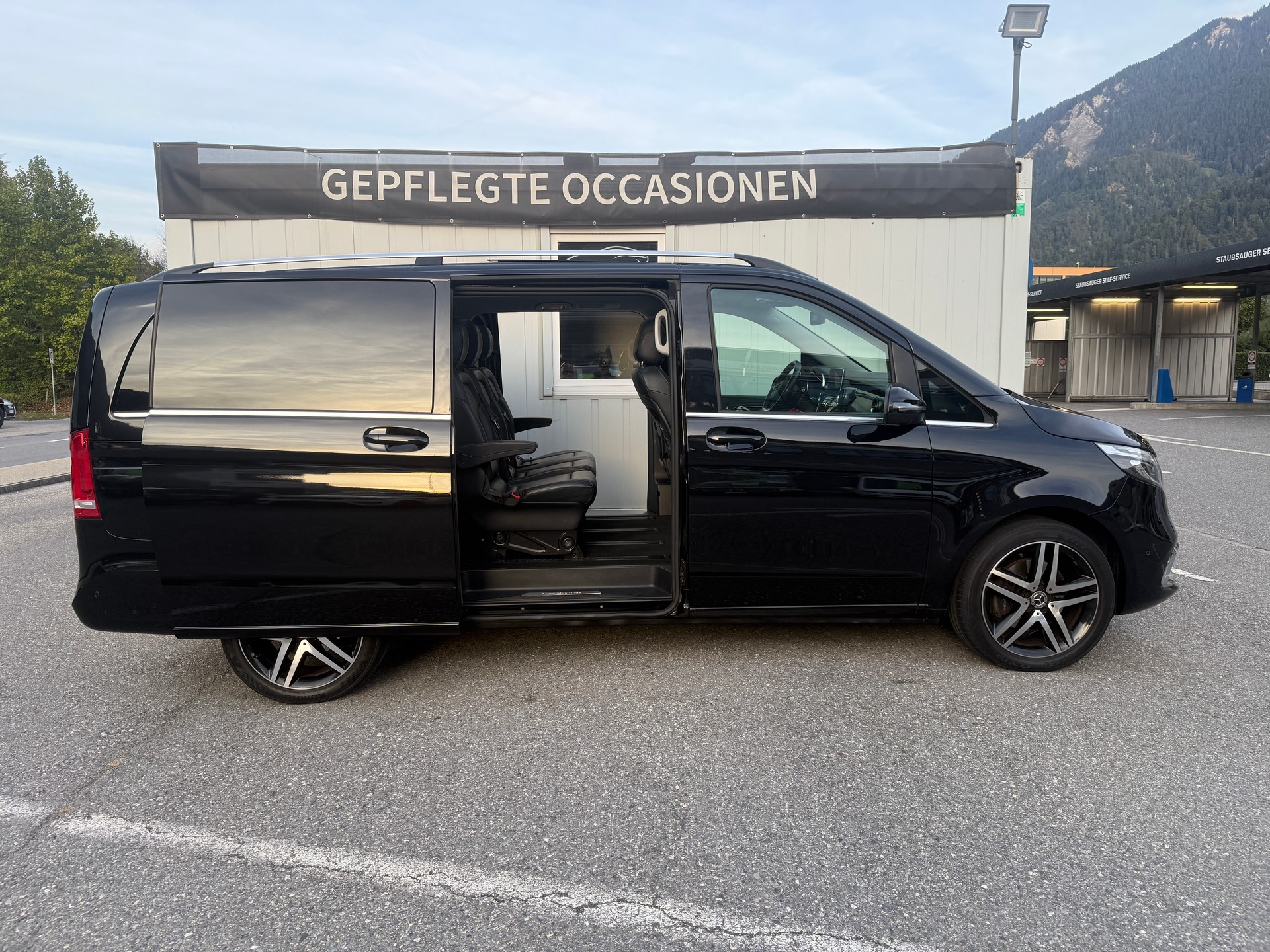 MERCEDES-BENZ V 250 d lang Exclusive 4Matic 9G-Tronic-image-3