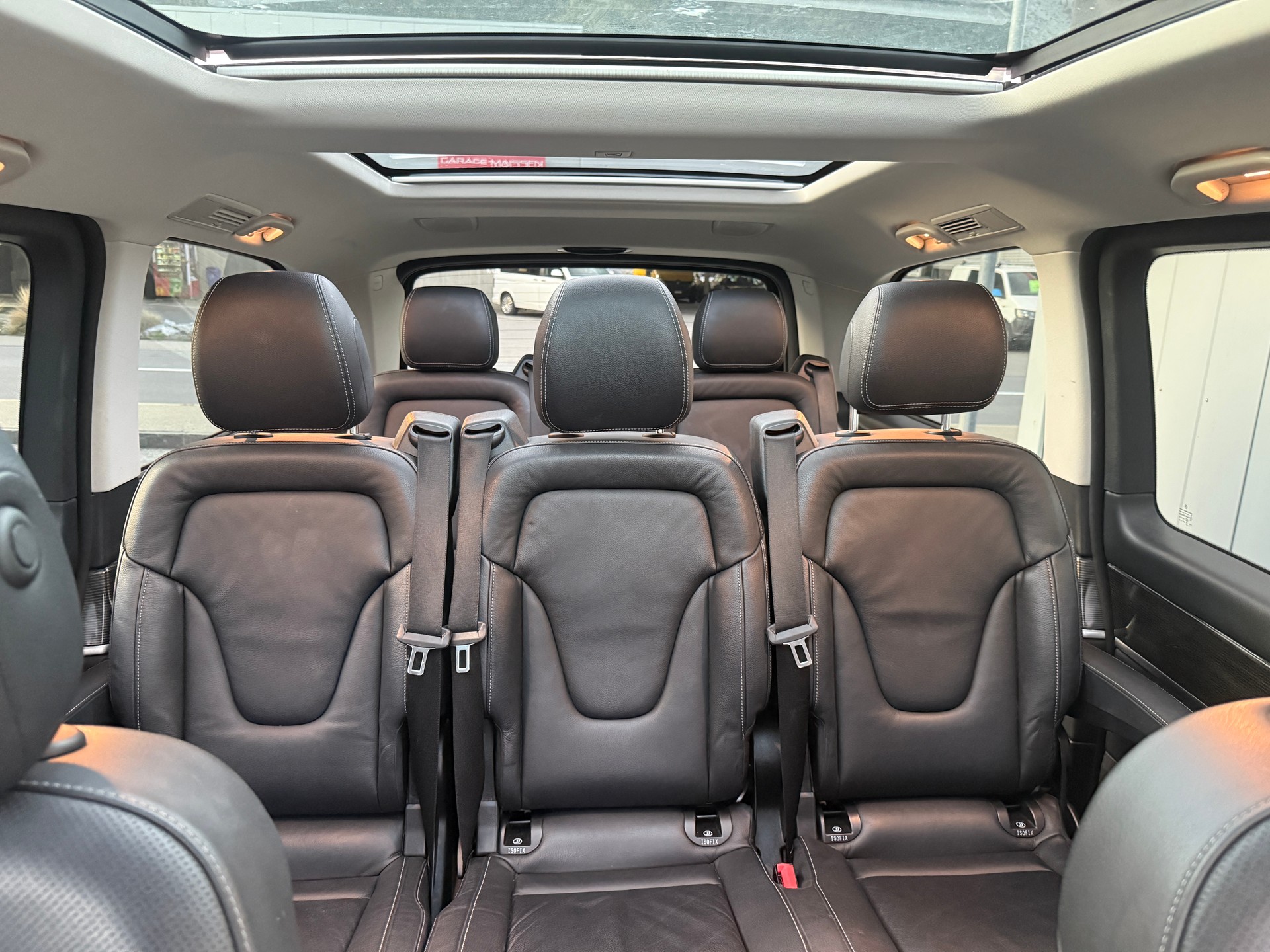 MERCEDES-BENZ V 250 d lang Exclusive 4Matic 9G-Tronic-image-18