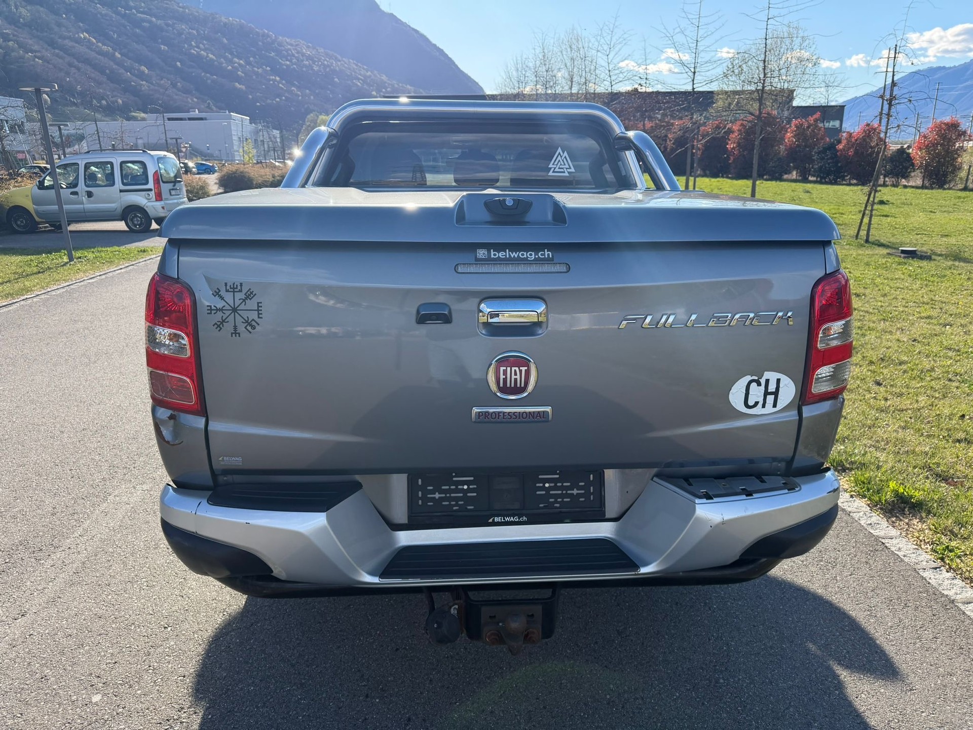 FIAT Fullback LX 2.4 MJ DC Swiss 4WD-image-5
