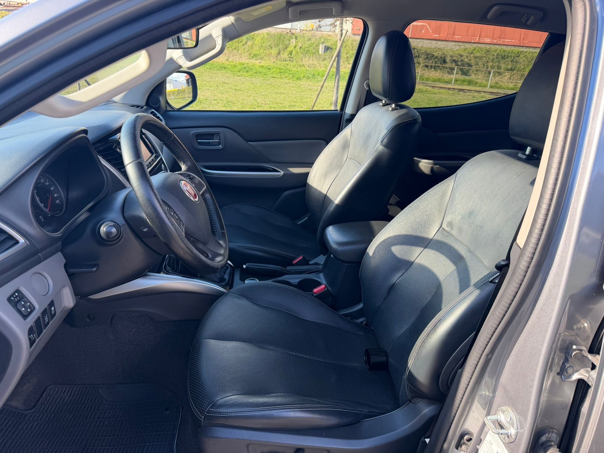 FIAT Fullback LX 2.4 MJ DC Swiss 4WD-image-8