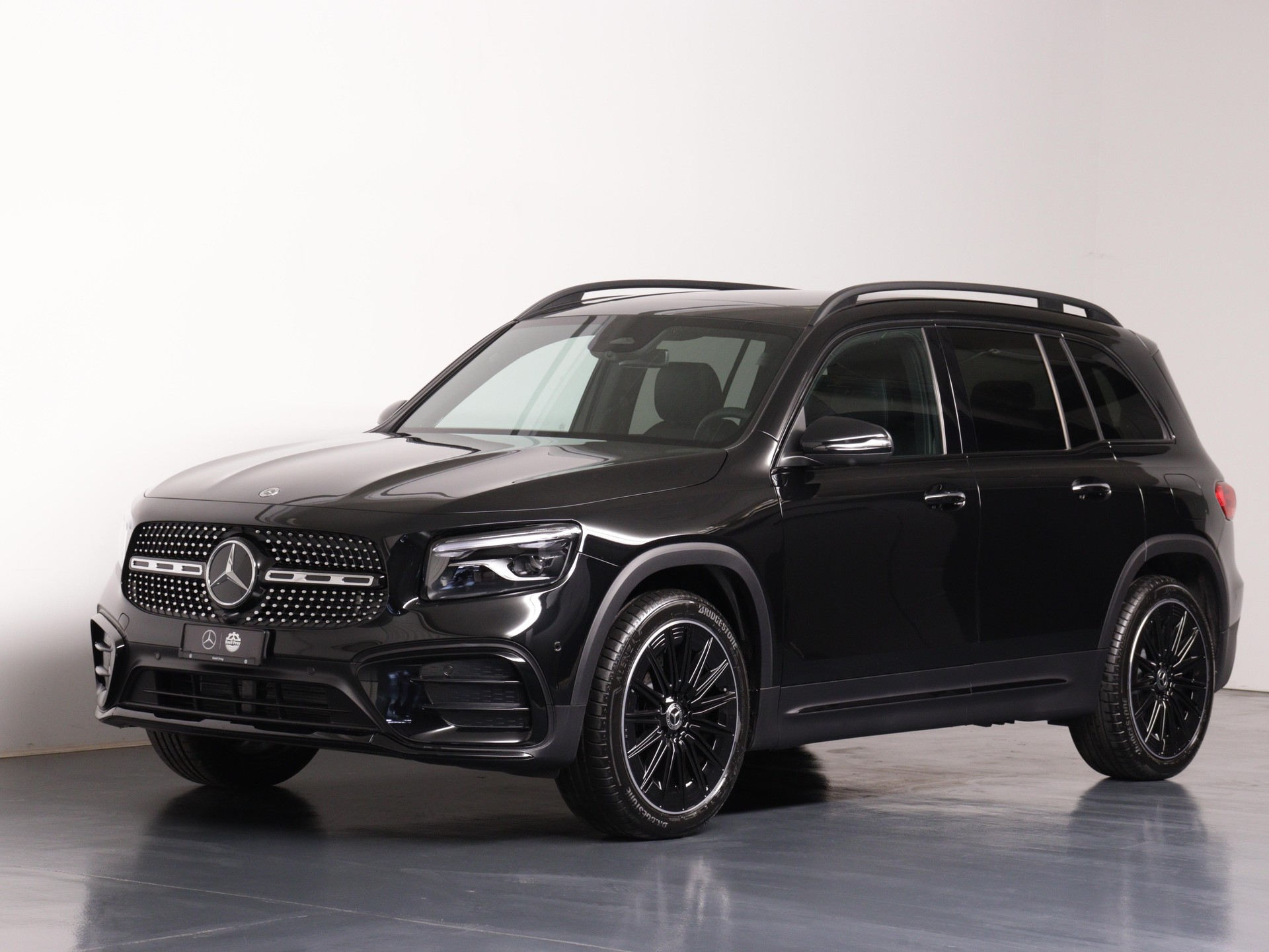 MERCEDES-BENZ GLB 220 d AMG Line 4matic-image-0