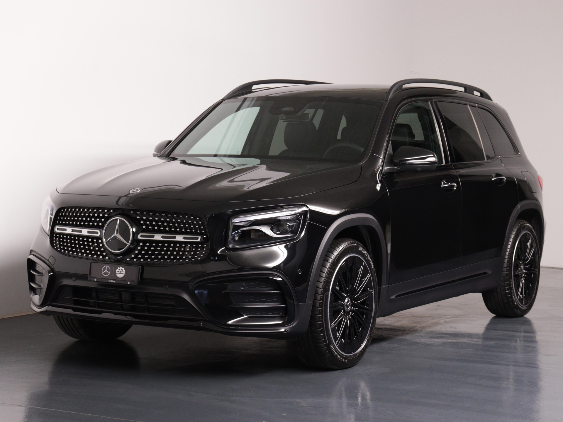 MERCEDES-BENZ GLB 220 d AMG Line 4matic-image-1