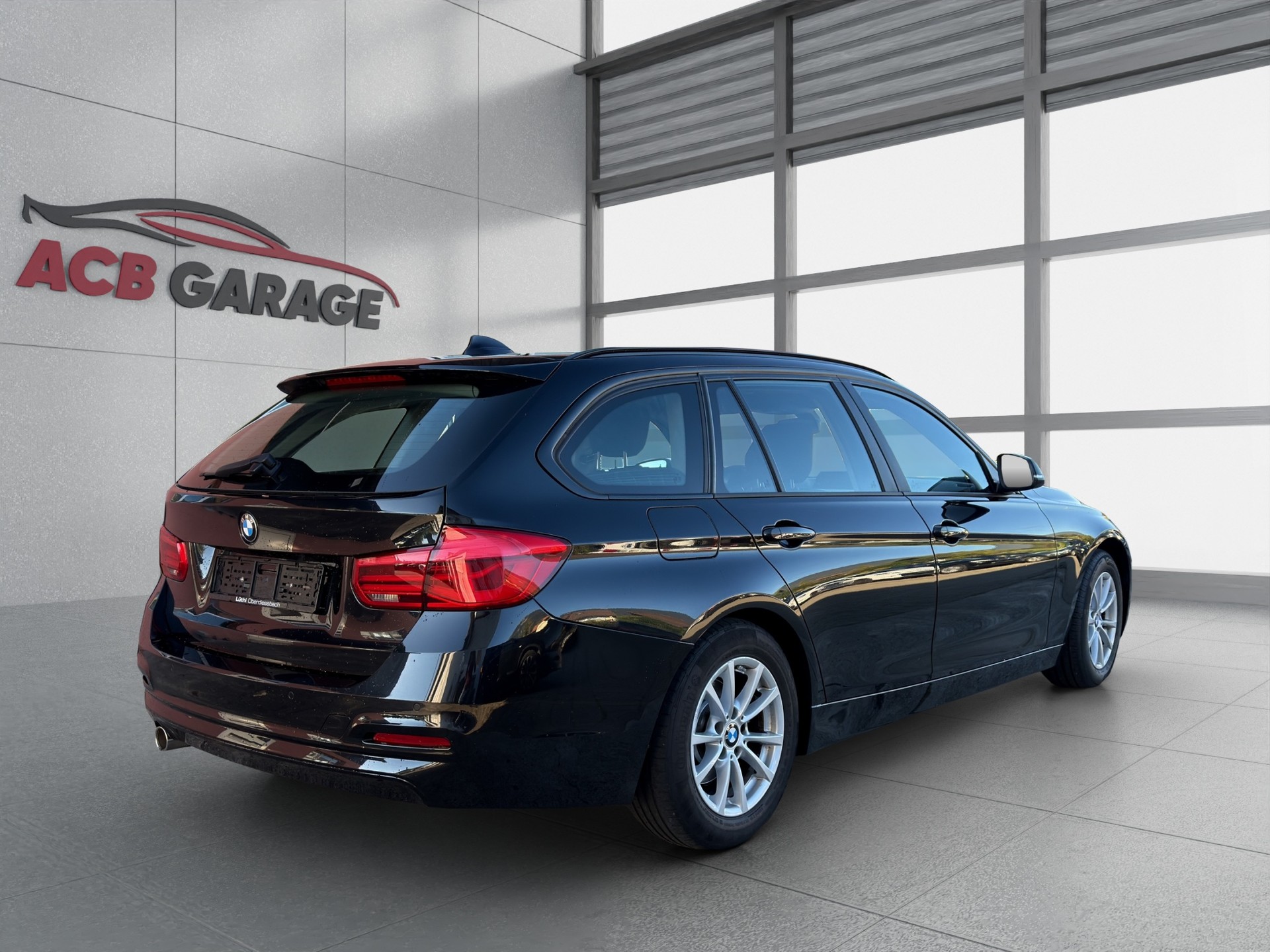 BMW 316d Touring Business Steptronic-image-6