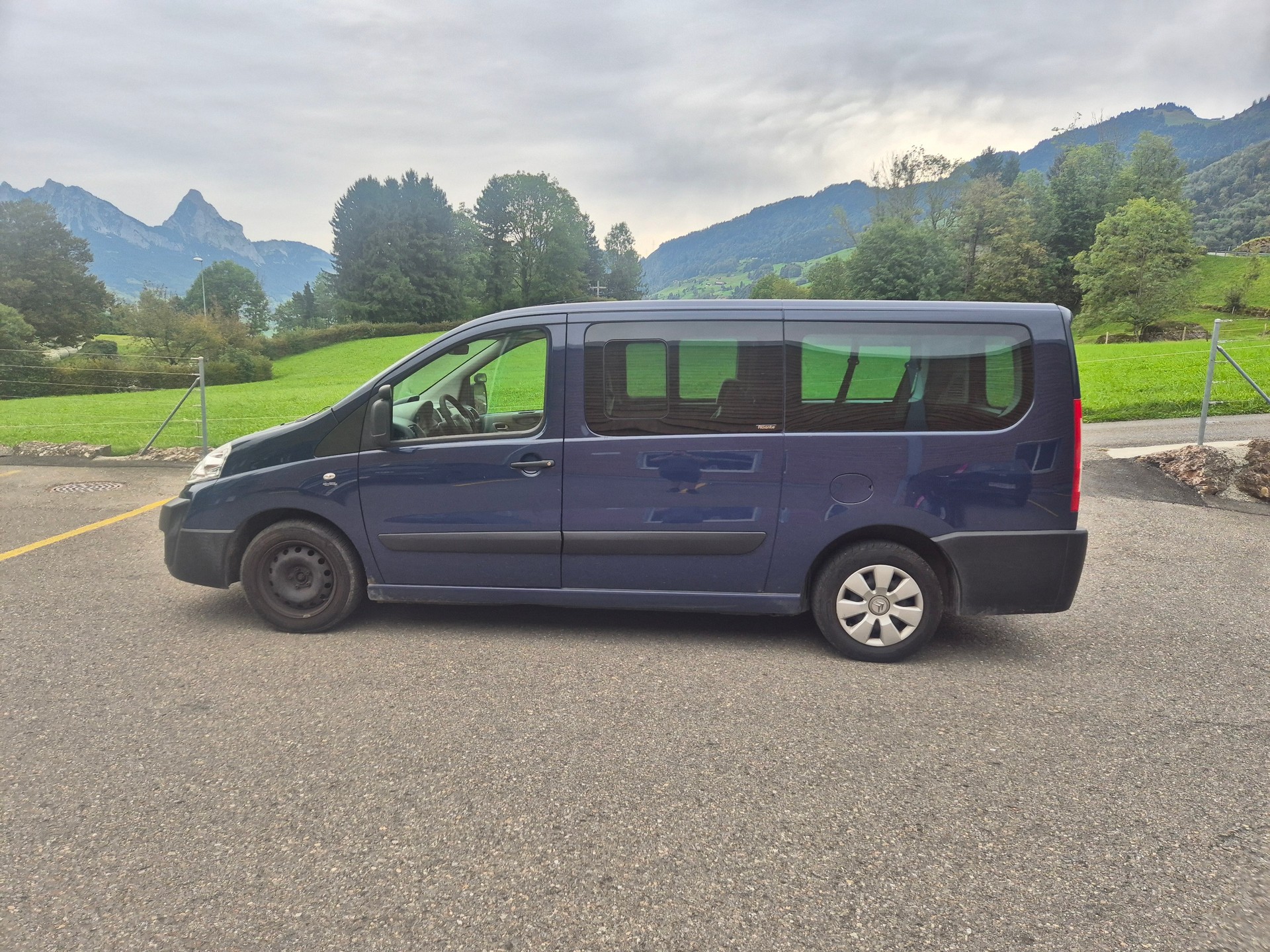 CITROEN Jumpy 2.0 HDi Business-image-1