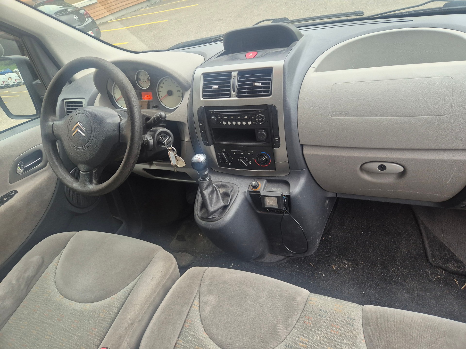 CITROEN Jumpy 2.0 HDi Business-image-6