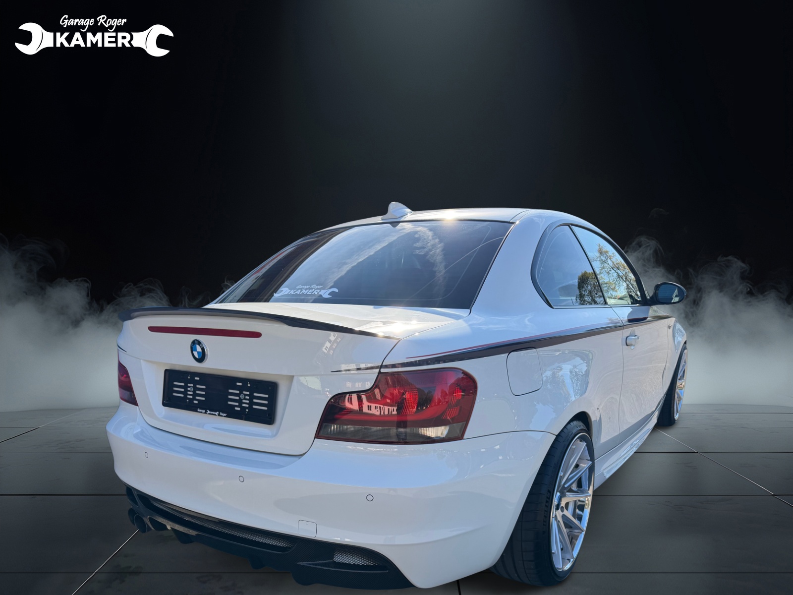 BMW 135i Coupé BMW Sauber F1 Edition-image-2