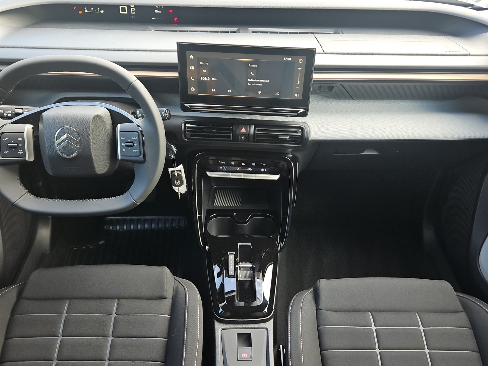 CITROEN C3 Aircross 1.2 Hybrid Plus-image-11