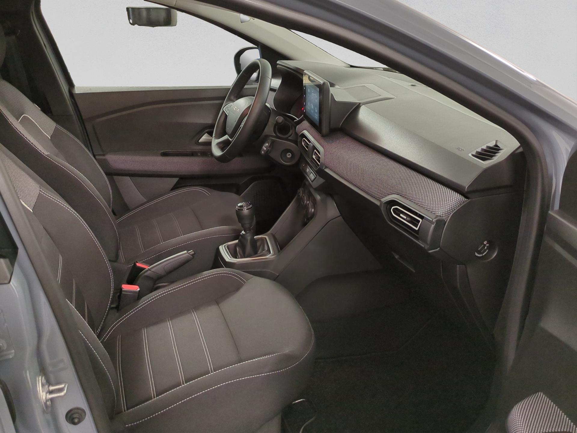 DACIA Sandero TCe 90 Expression-image-16