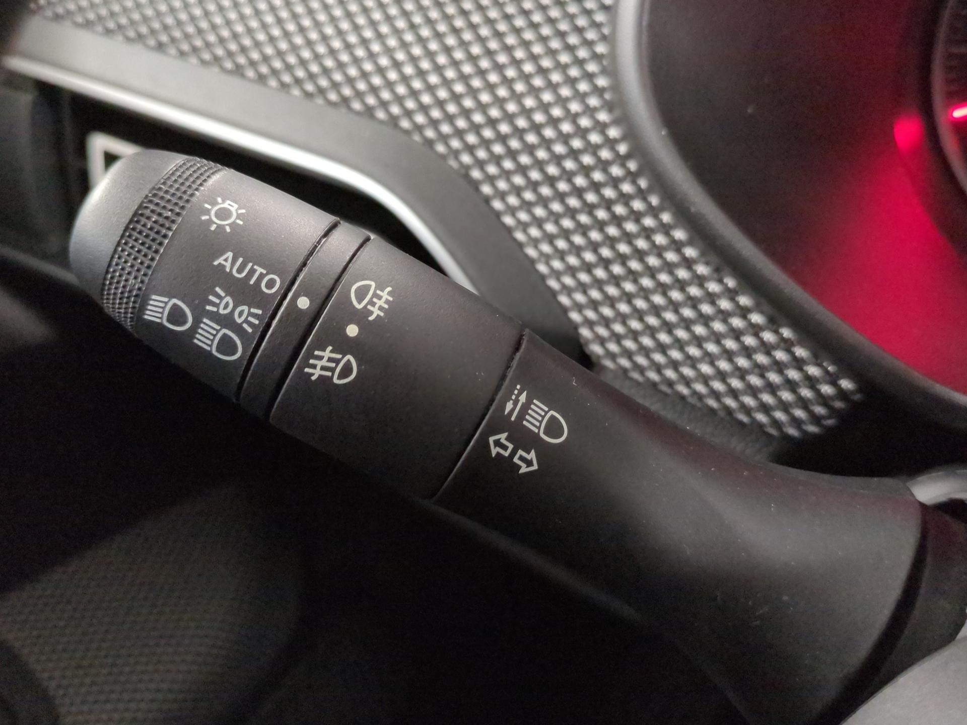 DACIA Sandero TCe 90 Expression-image-21