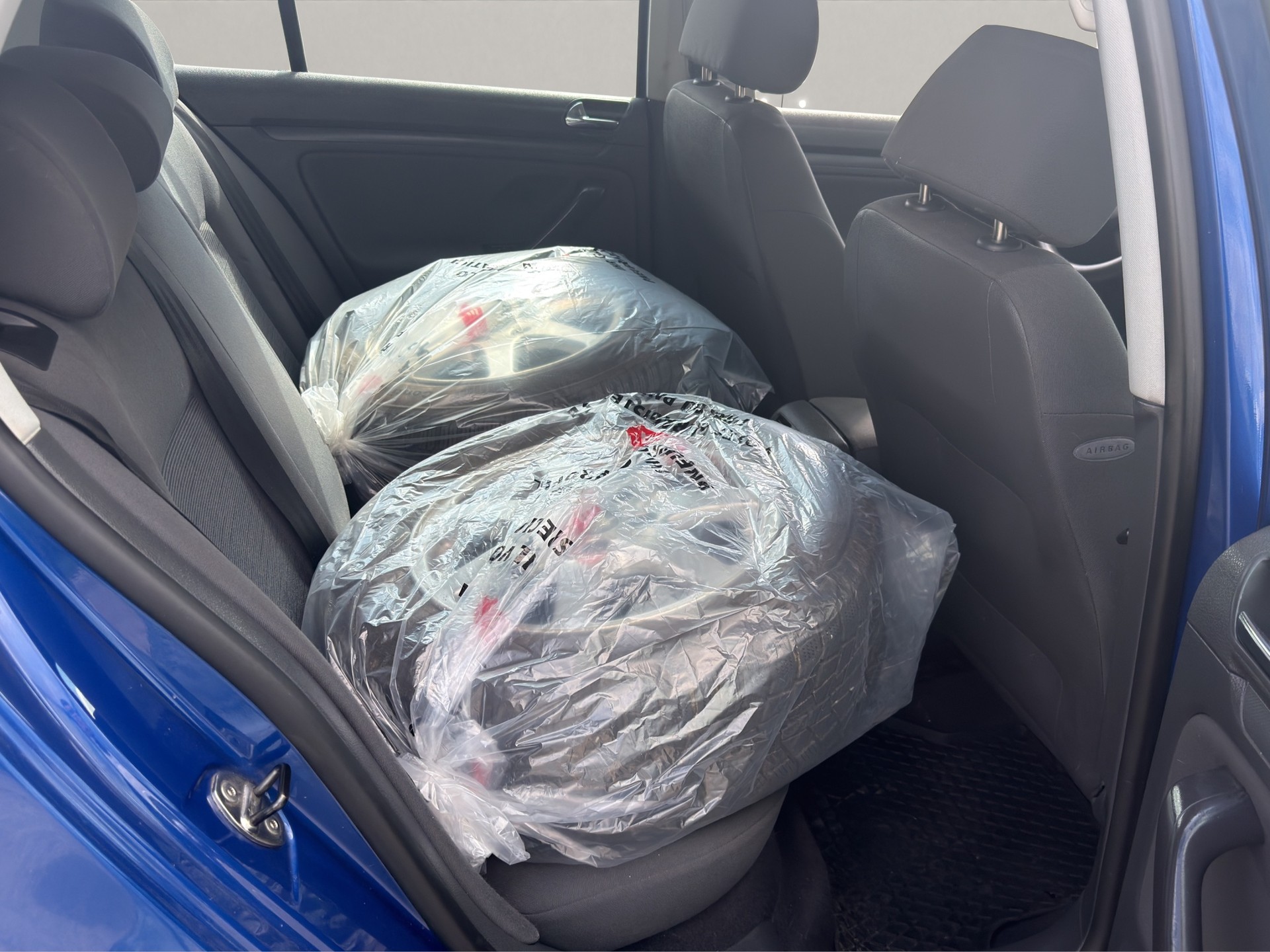 VW Golf 1.9 TDI Comfortline 4Motion-image-10