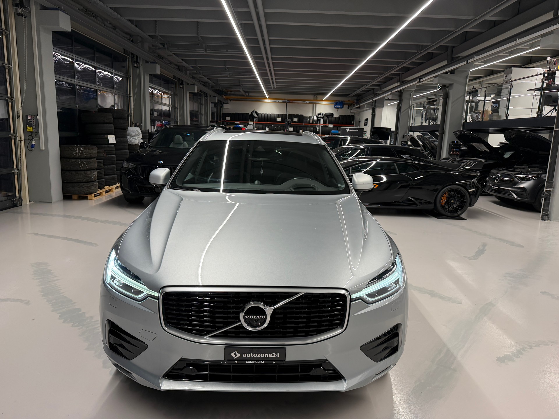 VOLVO XC60 2.0 T6 R-Design AWD *CH-Auto*Gratis Service*Frisch MFK*Garantie*Adaptive Luftfederung*-image-6