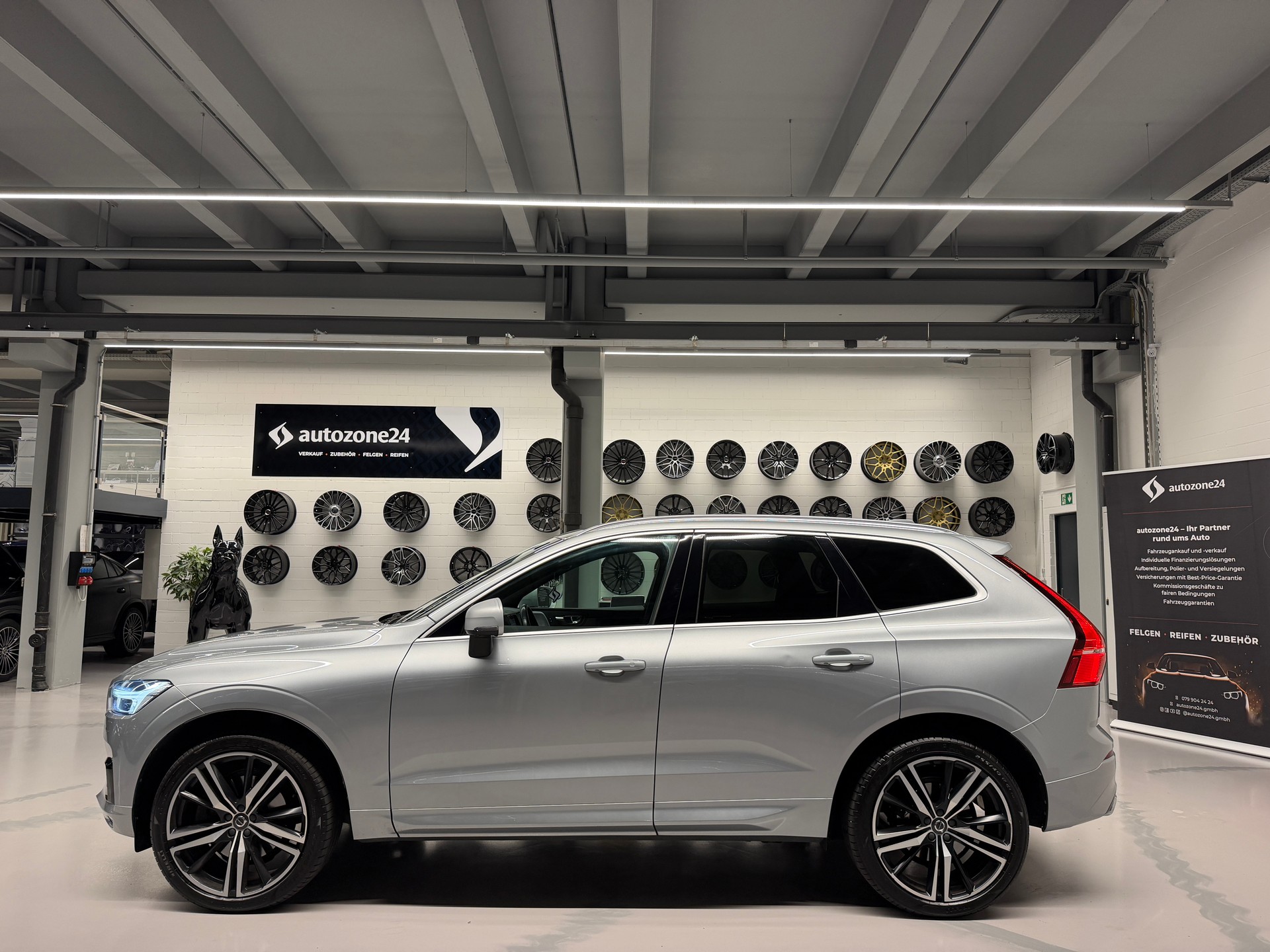 VOLVO XC60 2.0 T6 R-Design AWD *CH-Auto*Gratis Service*Frisch MFK*Garantie*Adaptive Luftfederung*-image-11