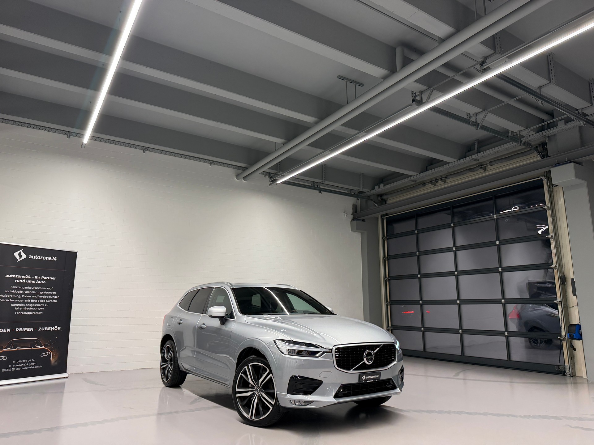 VOLVO XC60 2.0 T6 R-Design AWD *CH-Auto*Gratis Service*Frisch MFK*Garantie*Adaptive Luftfederung*-image-10