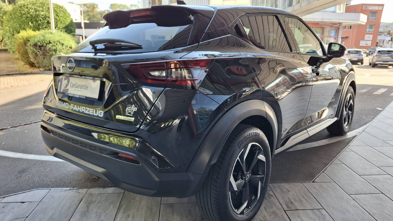 NISSAN Juke 1.6 Hybrid N-Connecta-image-3