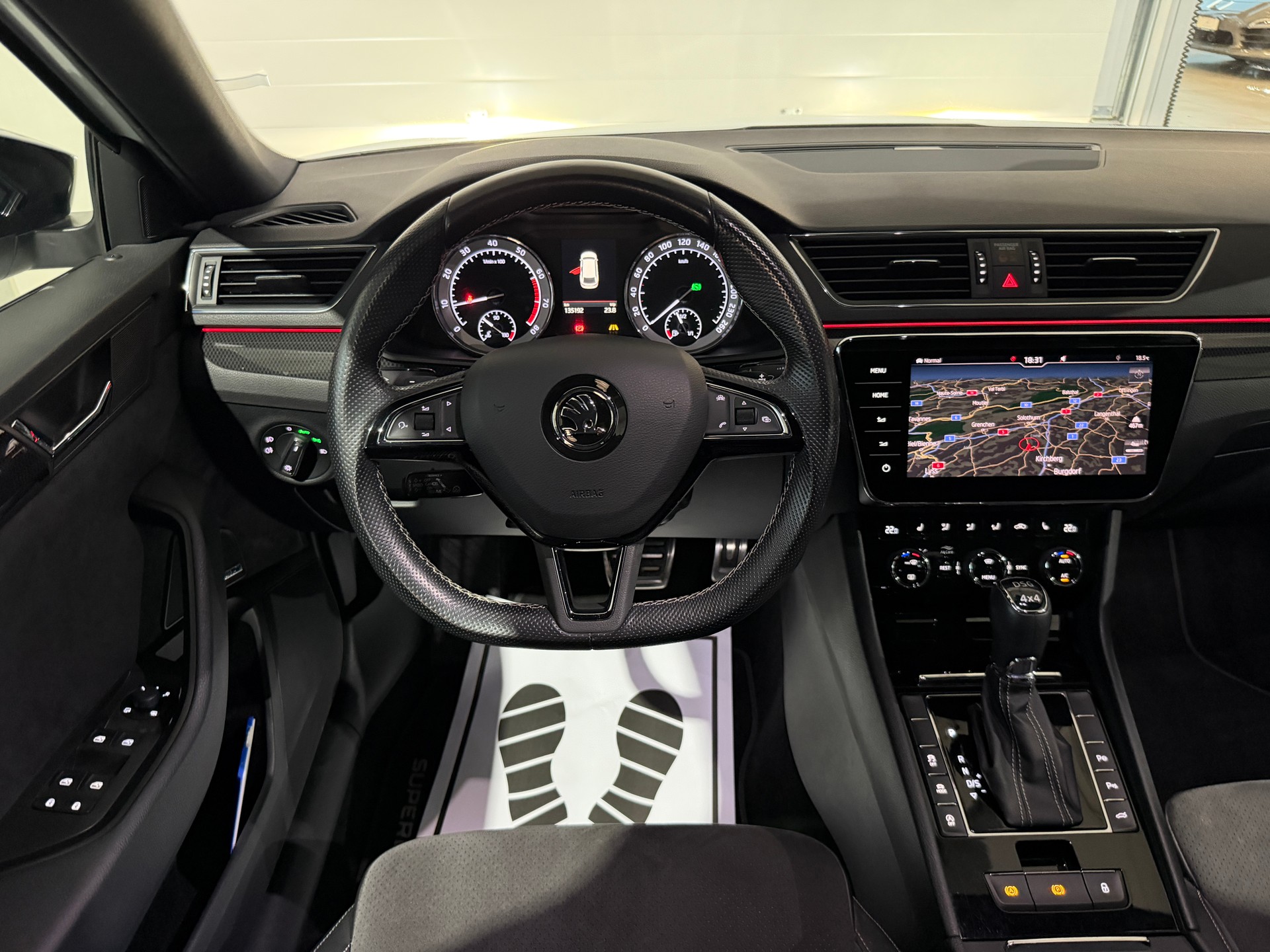 SKODA Superb Combi 2.0 TSI SportLine+ DSG 4x4 (CH)-image-7
