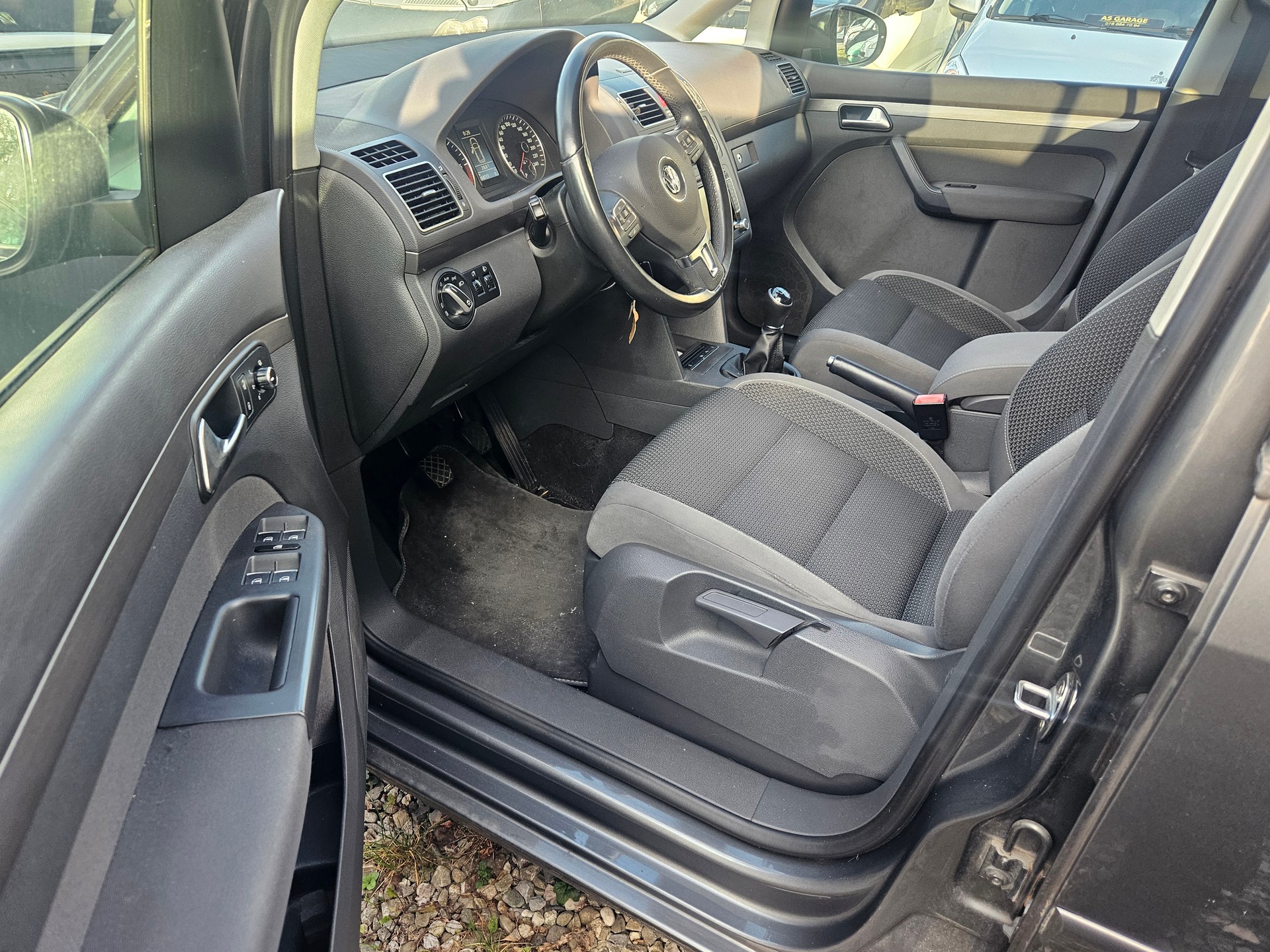 VW Touran 1.6 TDI Comfortline-image-6