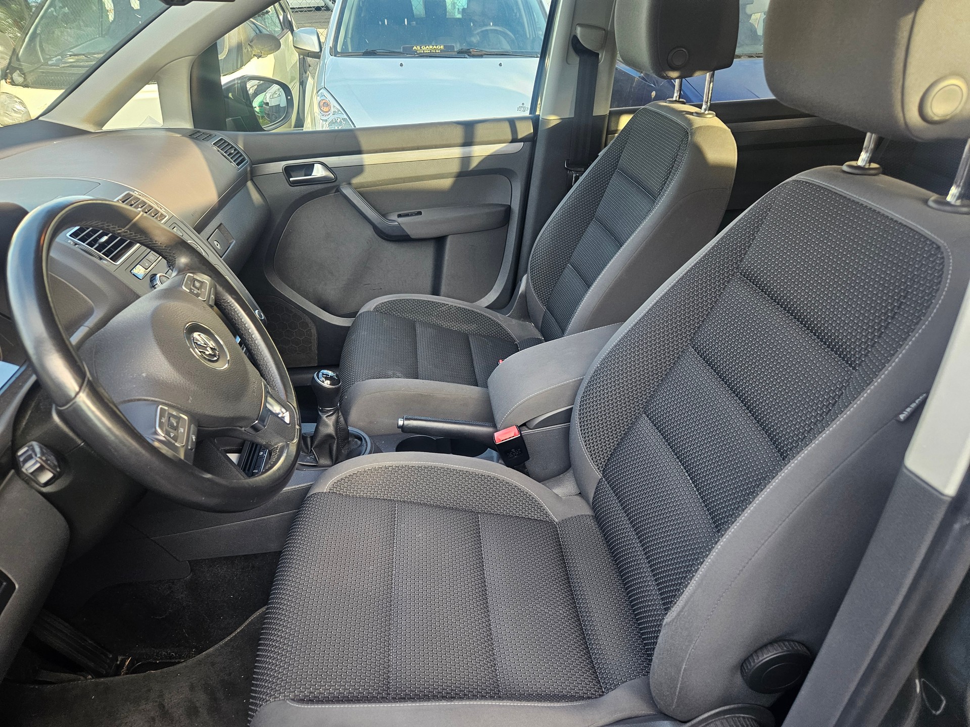 VW Touran 1.6 TDI Comfortline-image-3