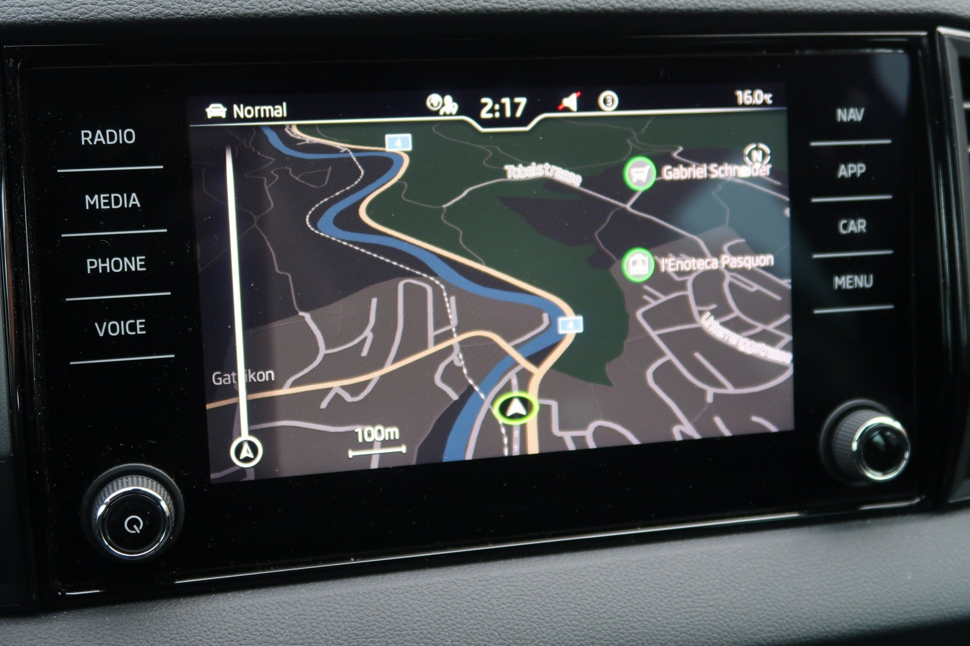 SKODA Karoq 2.0 TSI SportLine 4x4 DSG-image-21