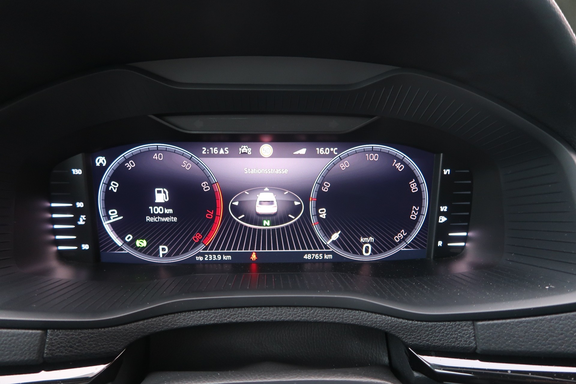 SKODA Karoq 2.0 TSI SportLine 4x4 DSG-image-15