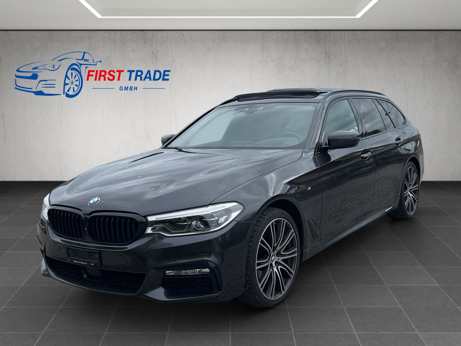 BMW 540i xDrive Touring Luxury Line Steptronic-image-0