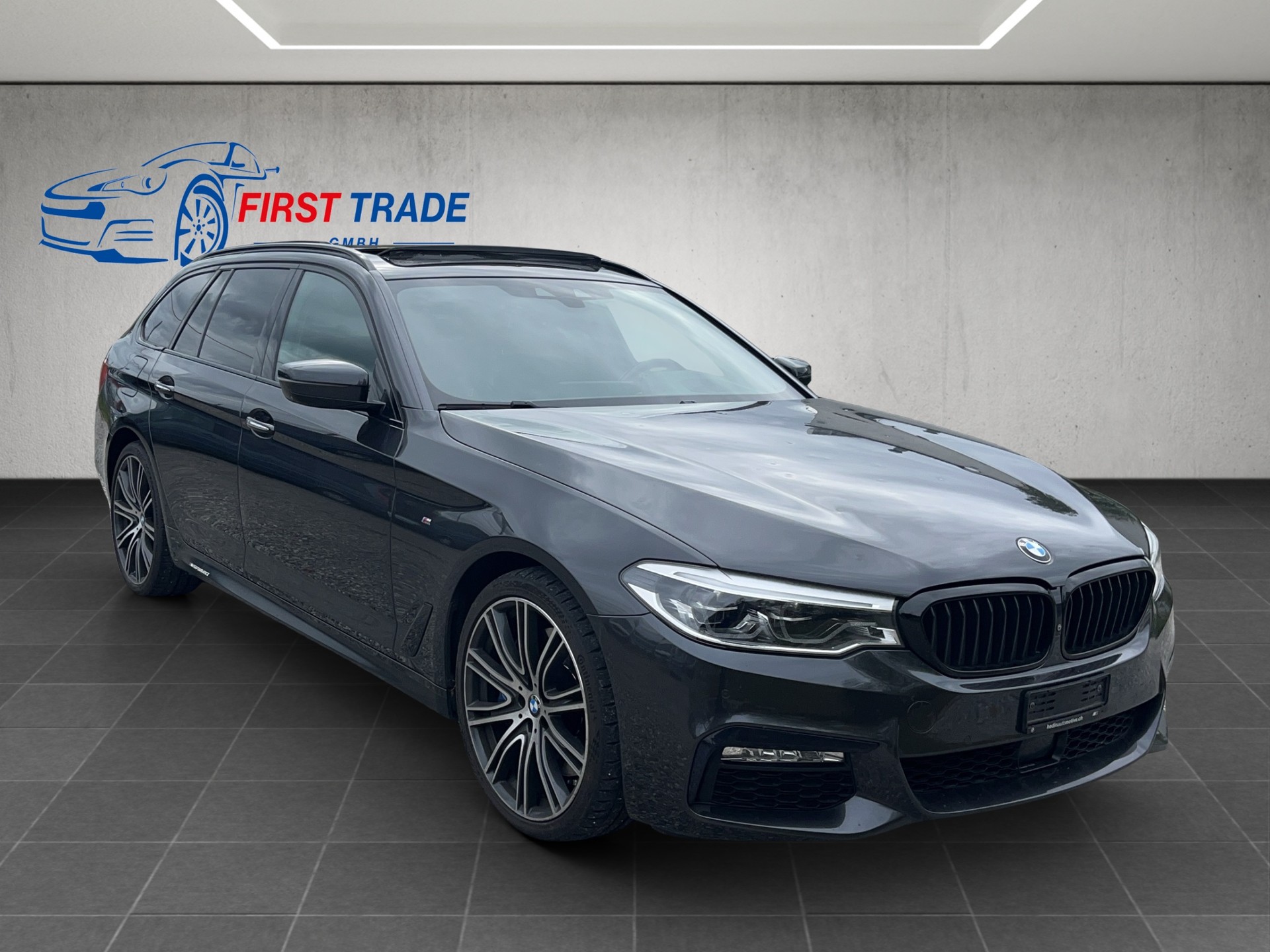 BMW 540i xDrive Touring Luxury Line Steptronic-image-2
