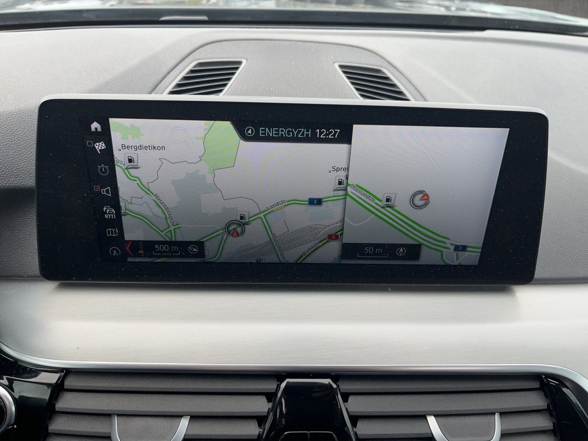 BMW 540i xDrive Touring Luxury Line Steptronic-image-14
