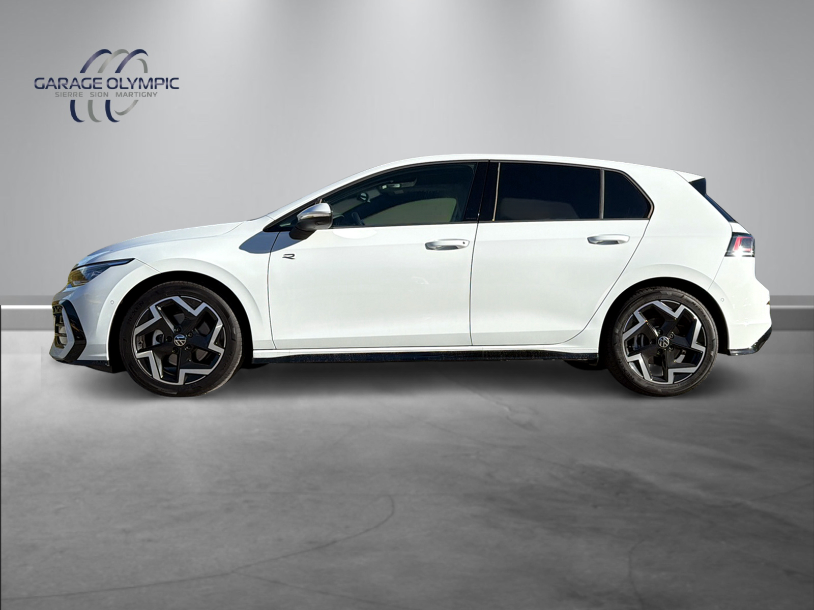 VW Golf 1.5 e TSI mHEV R-Line DSG-image-1