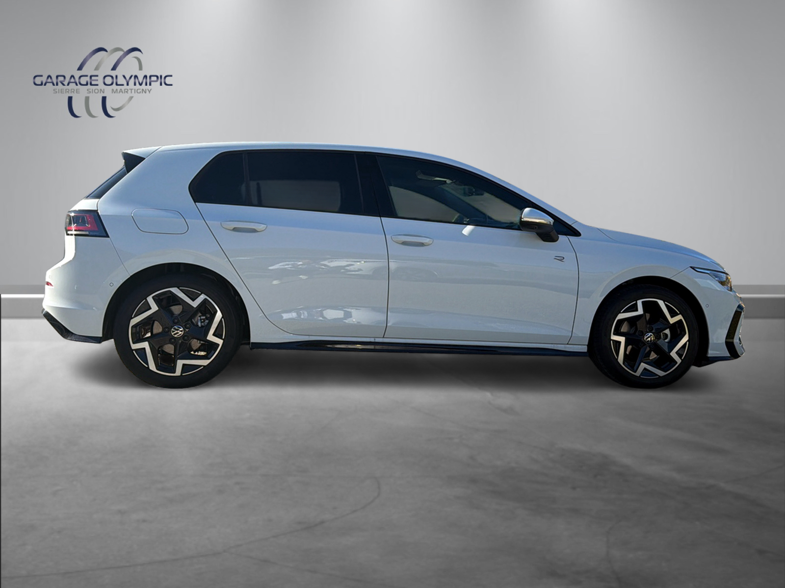 VW Golf 1.5 e TSI mHEV R-Line DSG-image-5