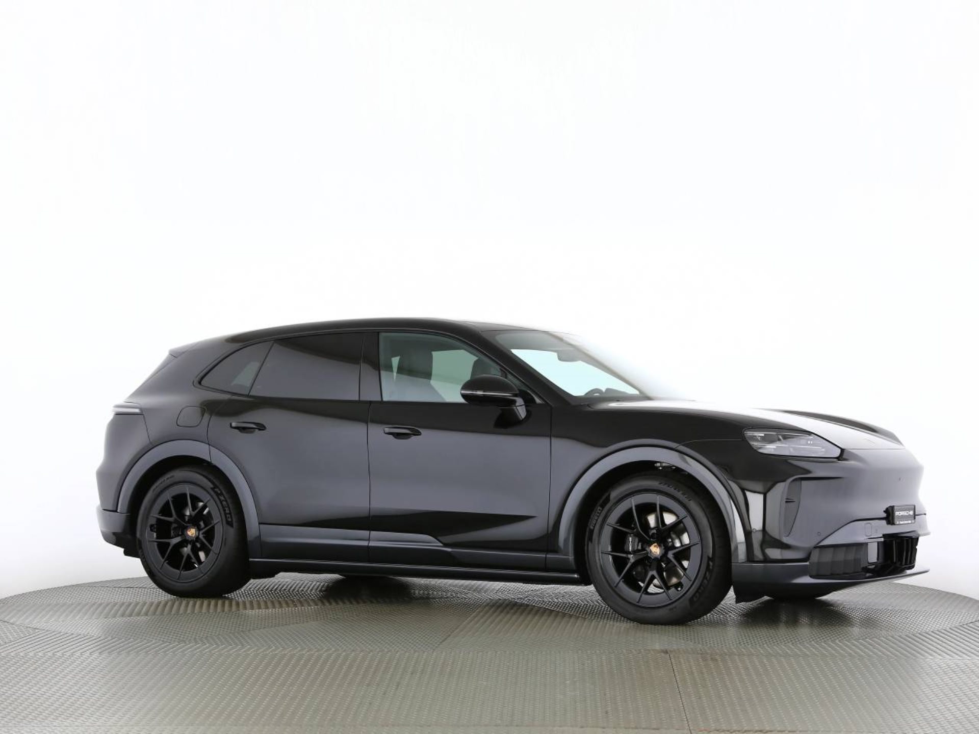 PORSCHE Cayenne Electric-image-27