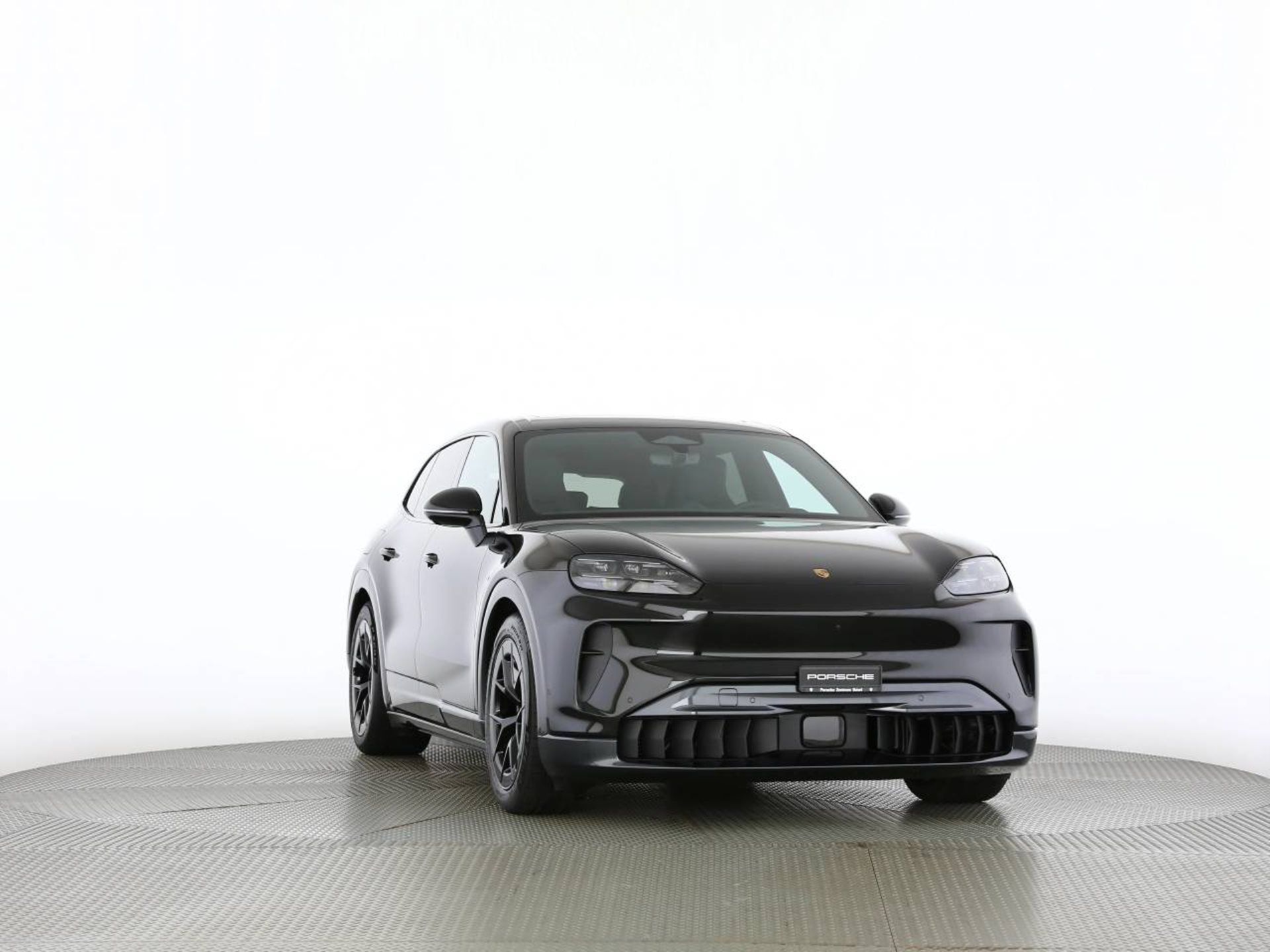 PORSCHE Cayenne Electric-image-30