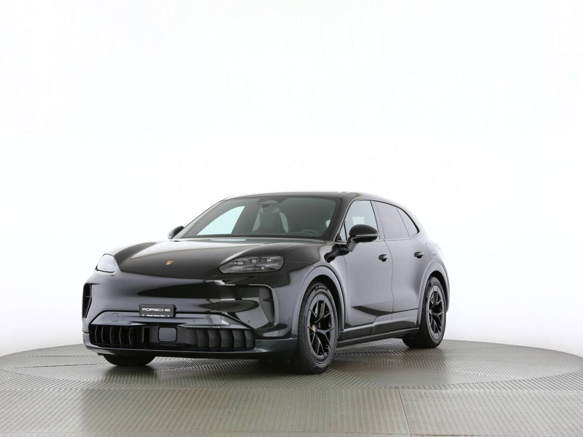 PORSCHE Cayenne Electric-image-9