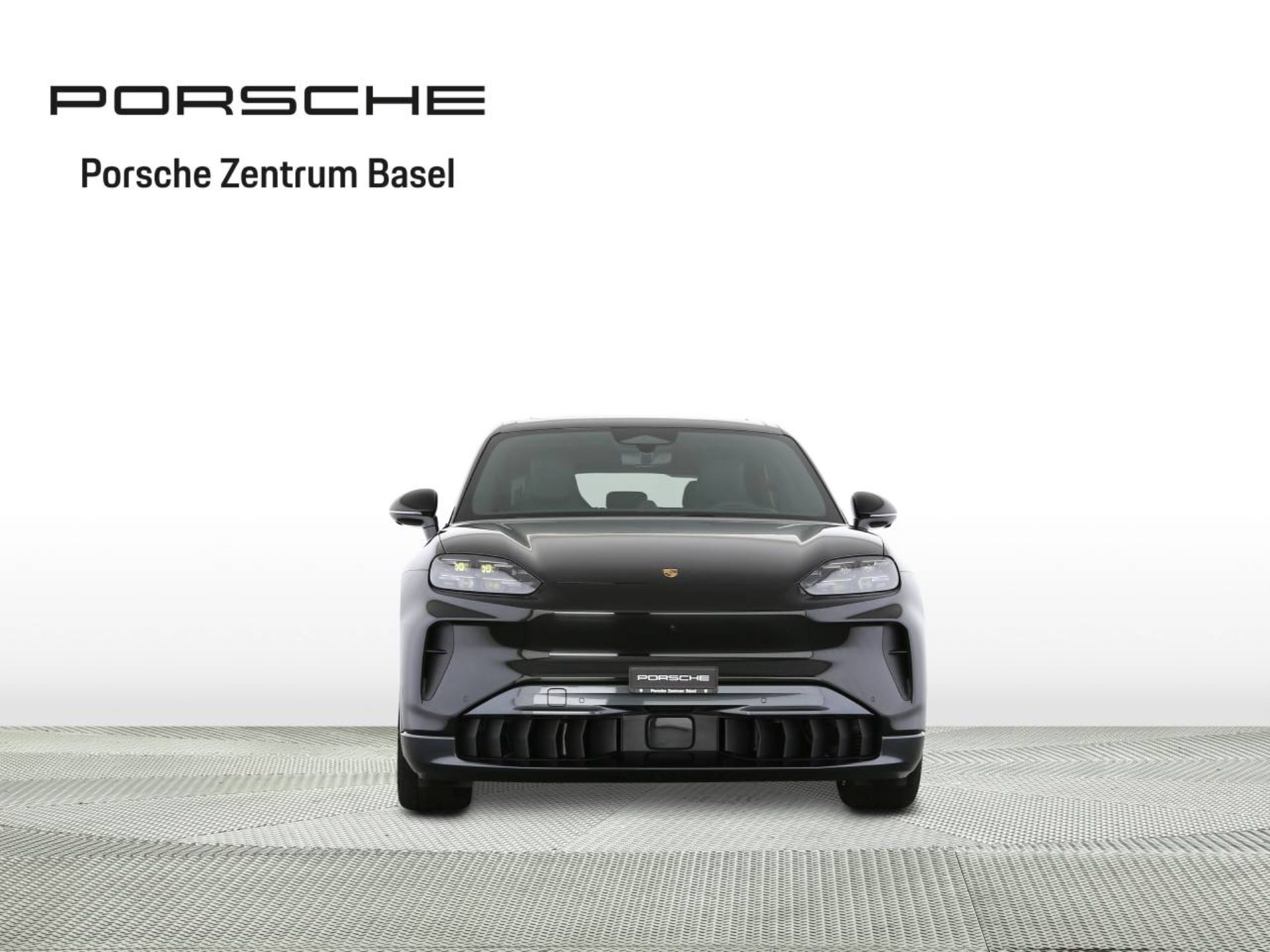 PORSCHE Cayenne Electric-image-6