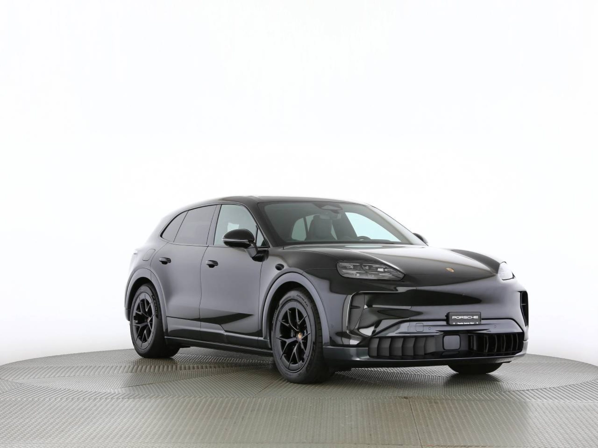 PORSCHE Cayenne Electric-image-29