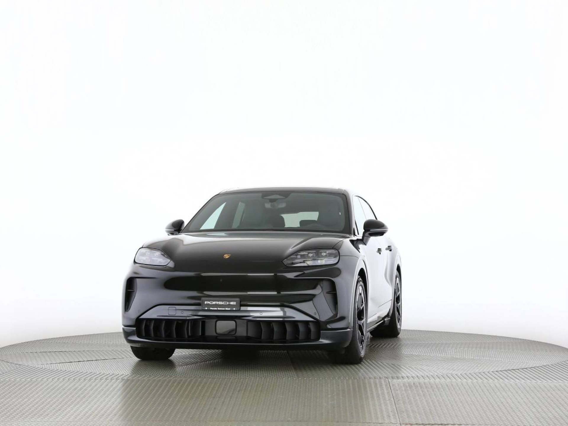PORSCHE Cayenne Electric-image-8