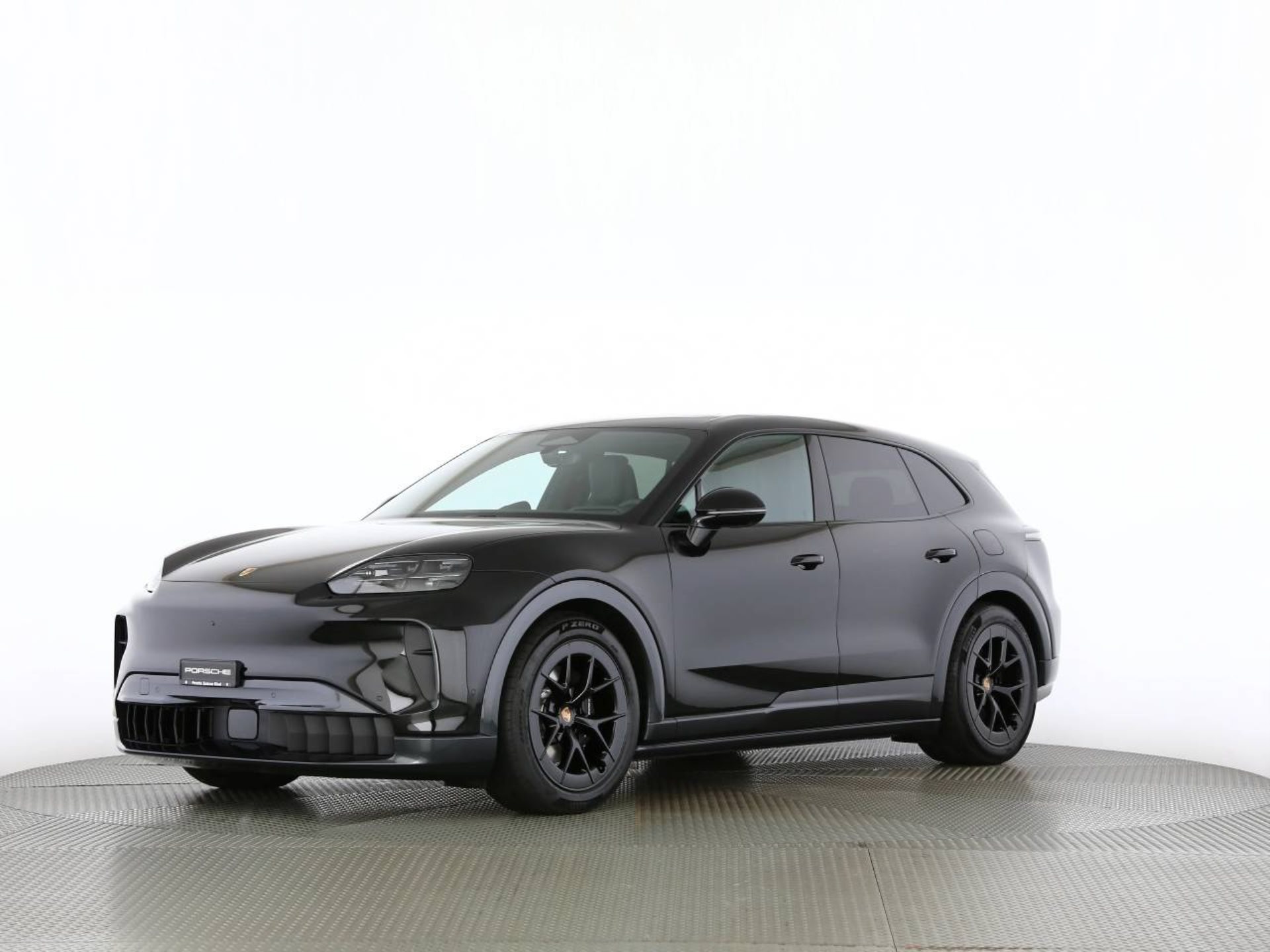 PORSCHE Cayenne Electric-image-10