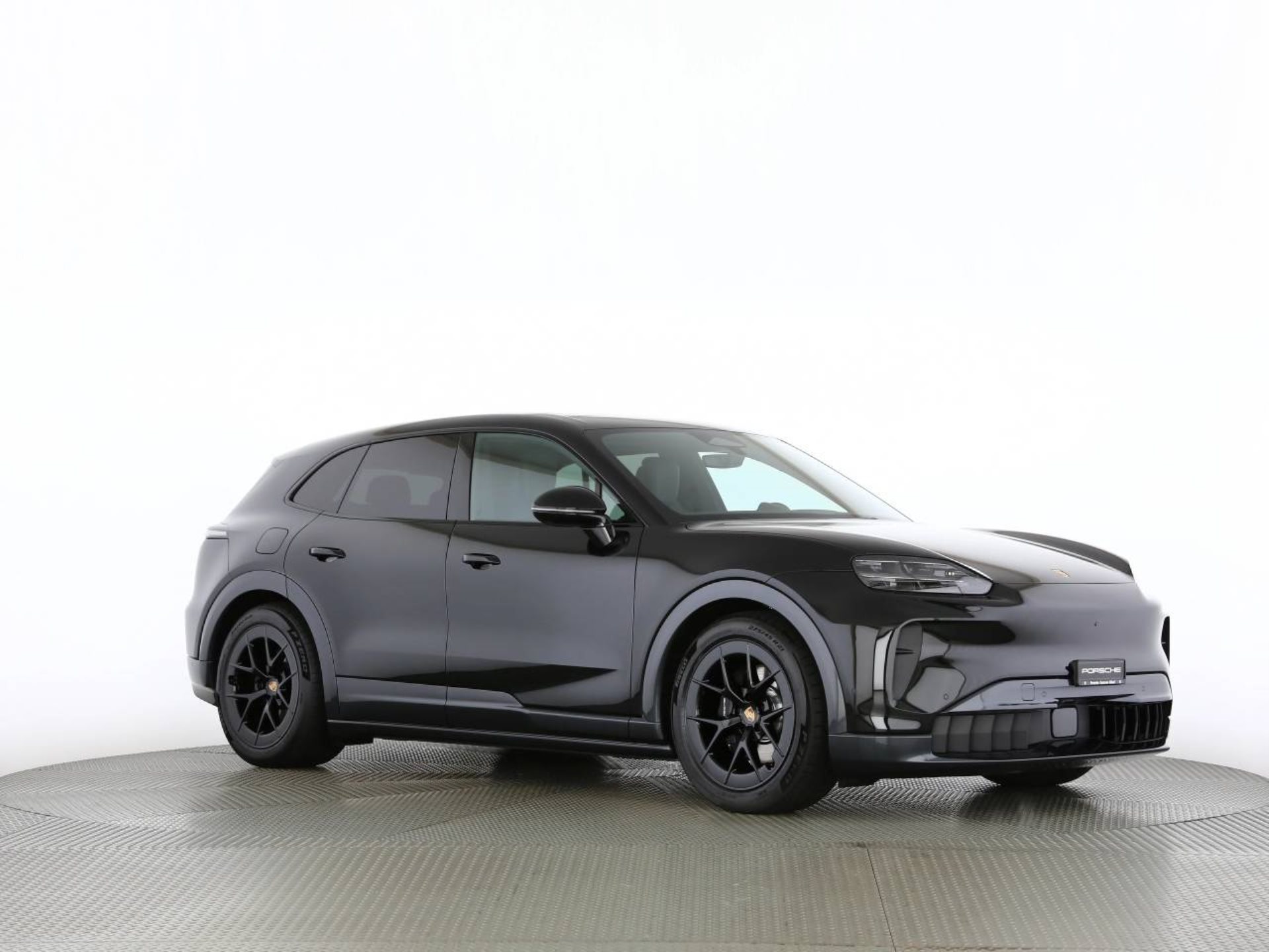 PORSCHE Cayenne Electric-image-28
