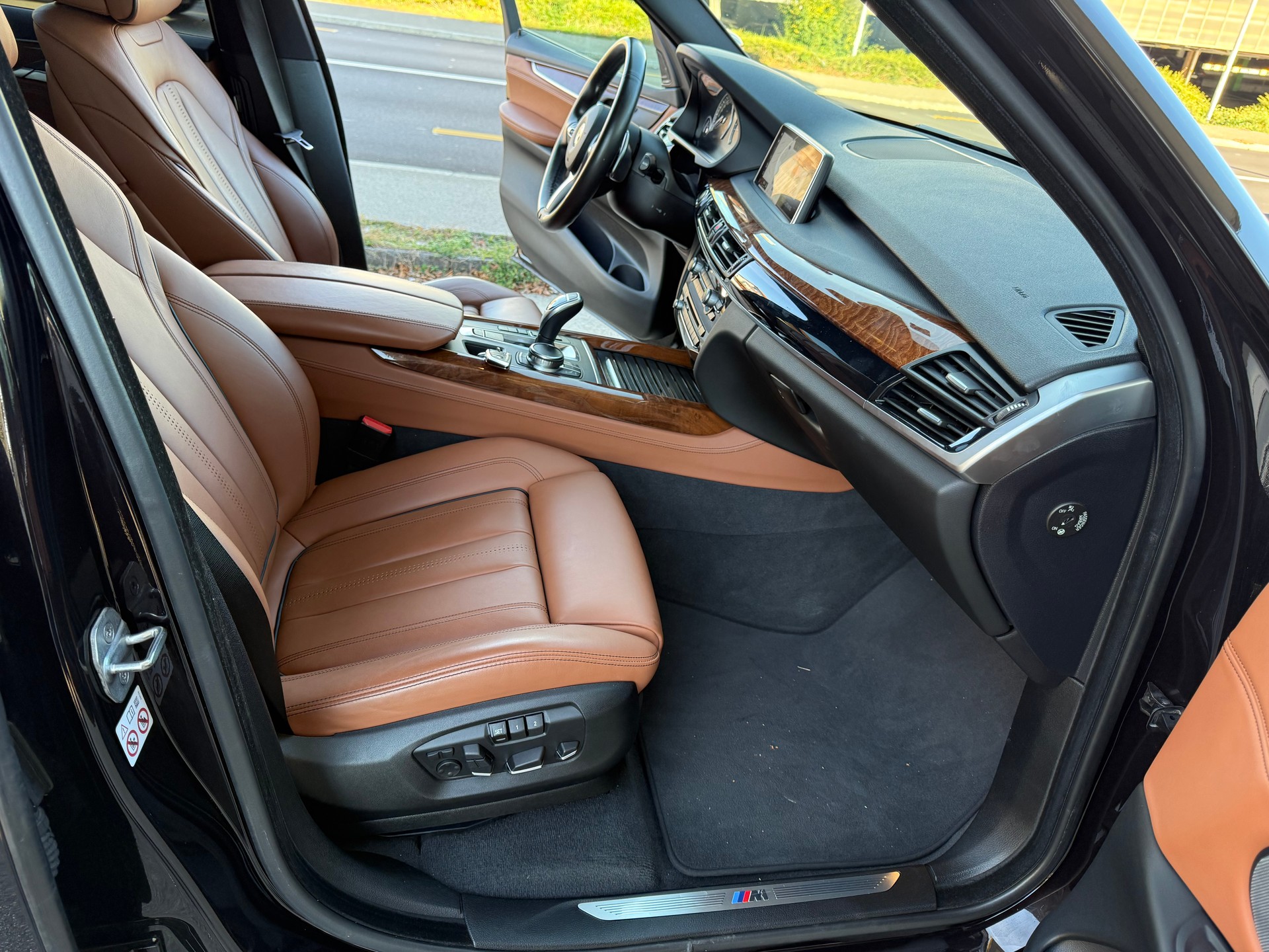 BMW X5 xDrive 40d Pure M Sport Steptronic-image-10