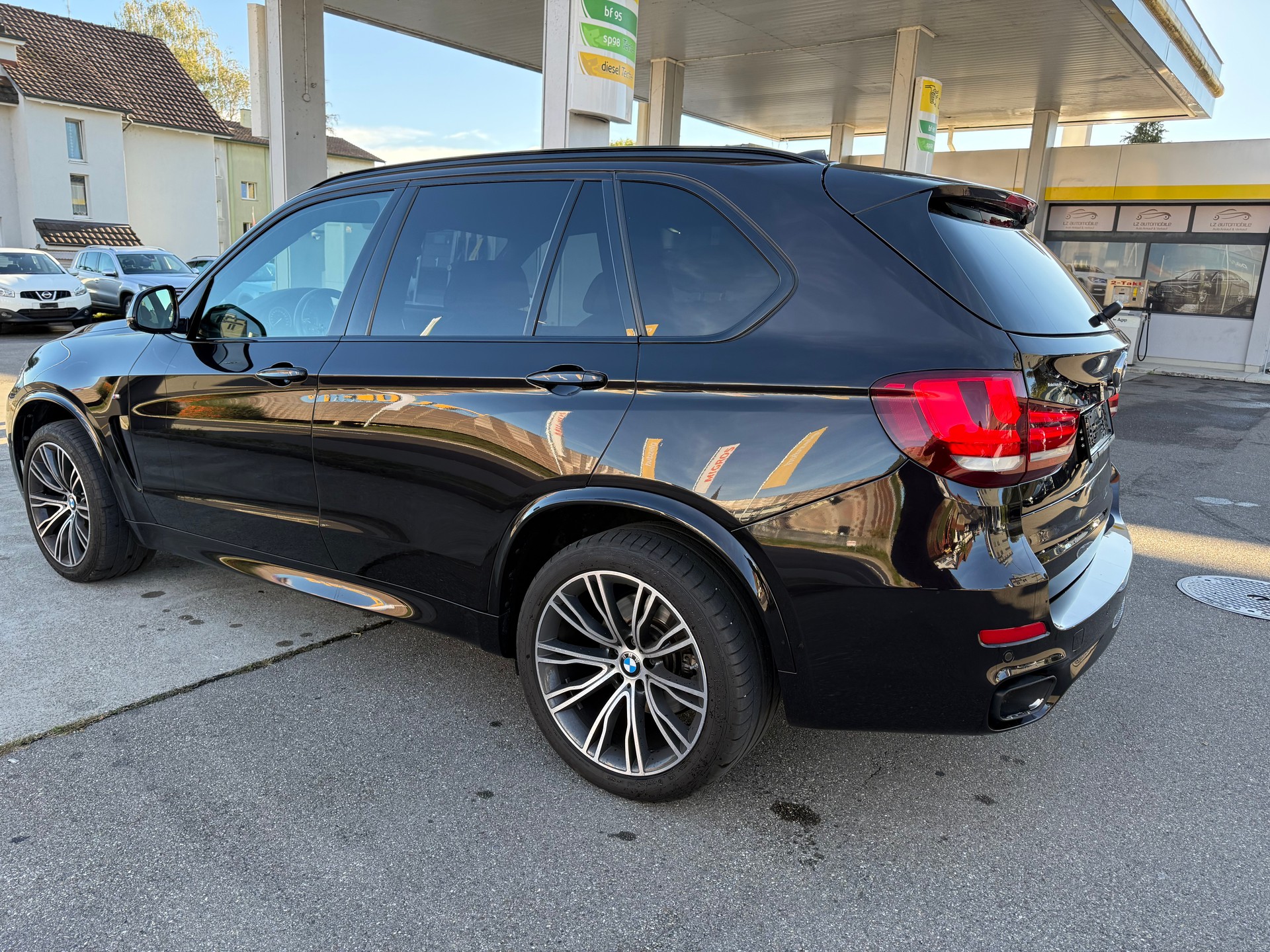 BMW X5 xDrive 40d Pure M Sport Steptronic-image-4