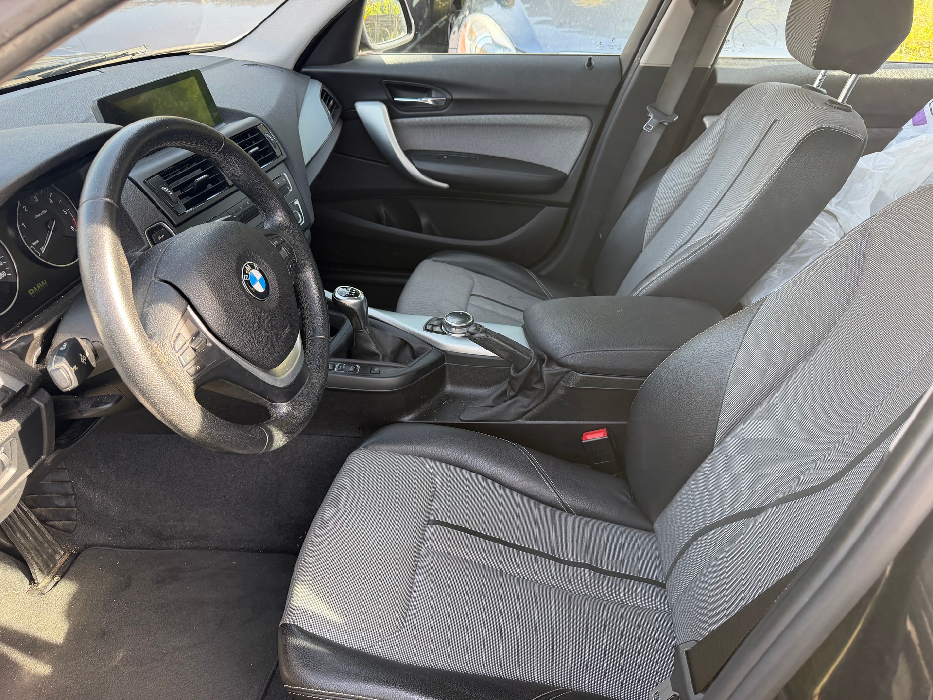 BMW 116d Urban Line-image-6