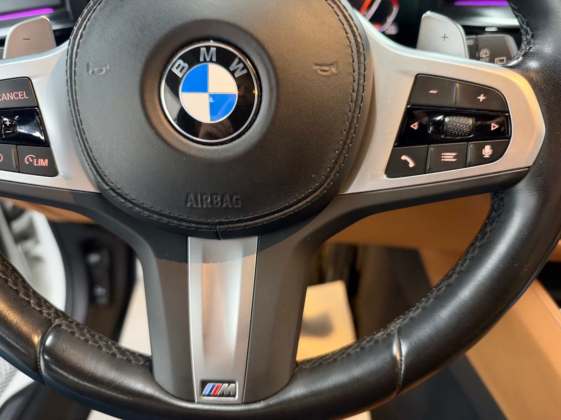 BMW 520d xDrive 48V Touring M Sport Steptronic-image-25