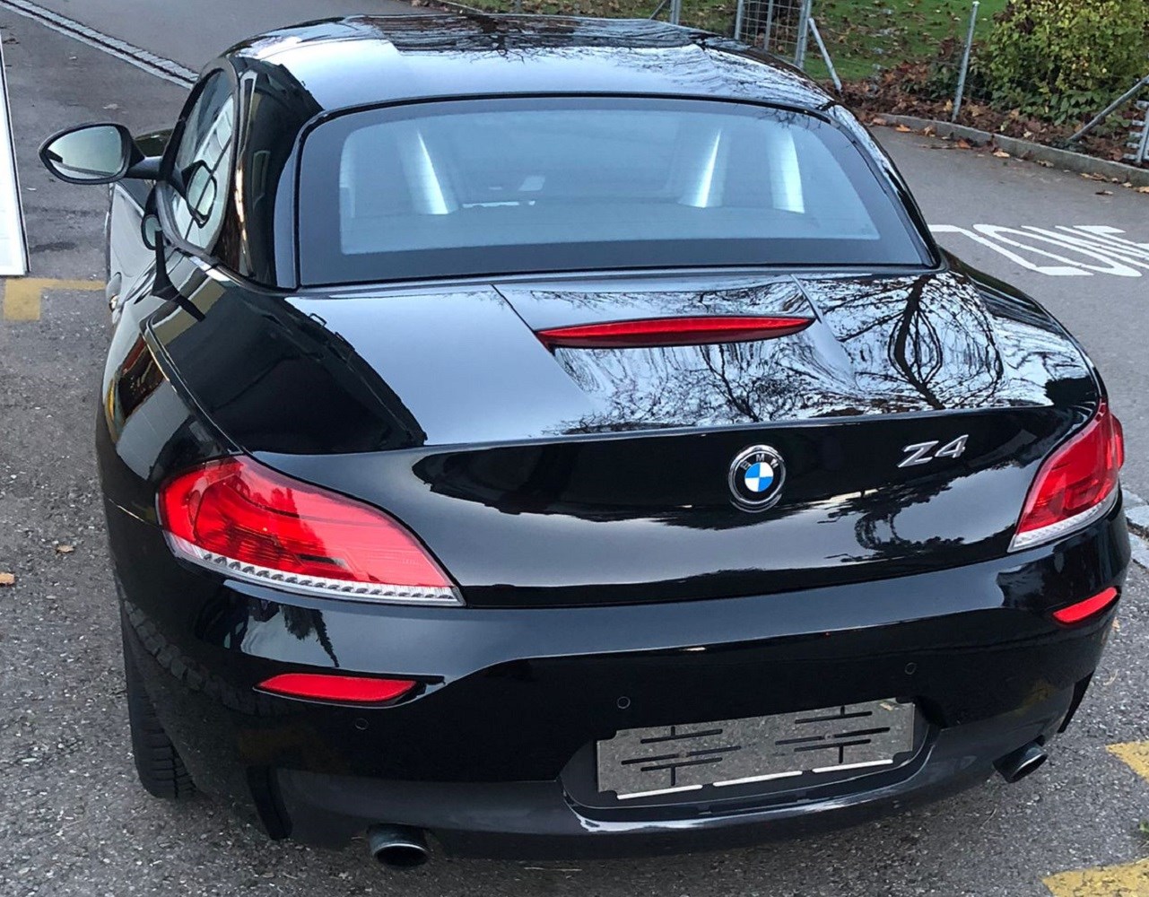 BMW Z4 sDrive35i DKG-image-2