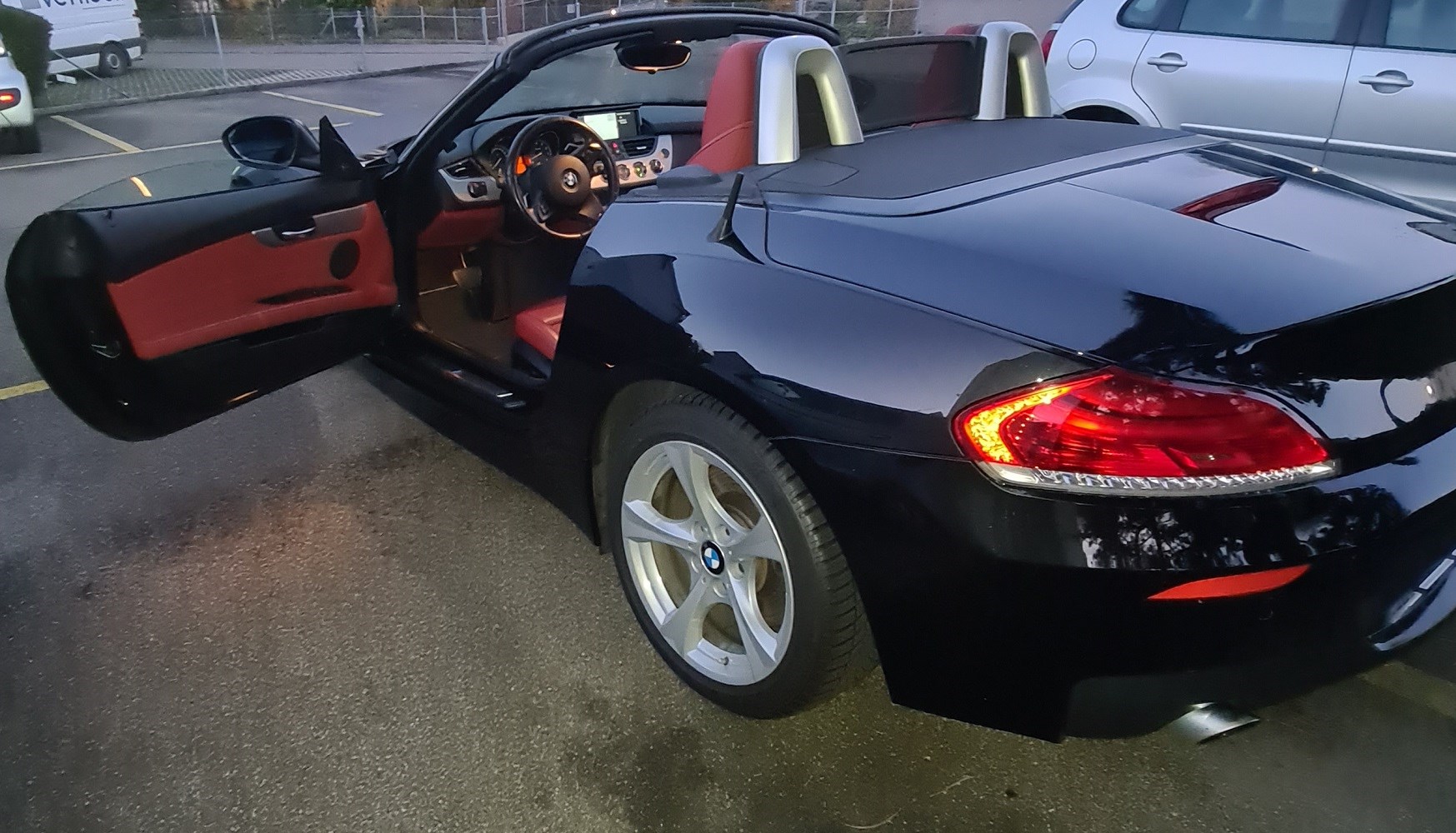 BMW Z4 sDrive35i DKG-image-5
