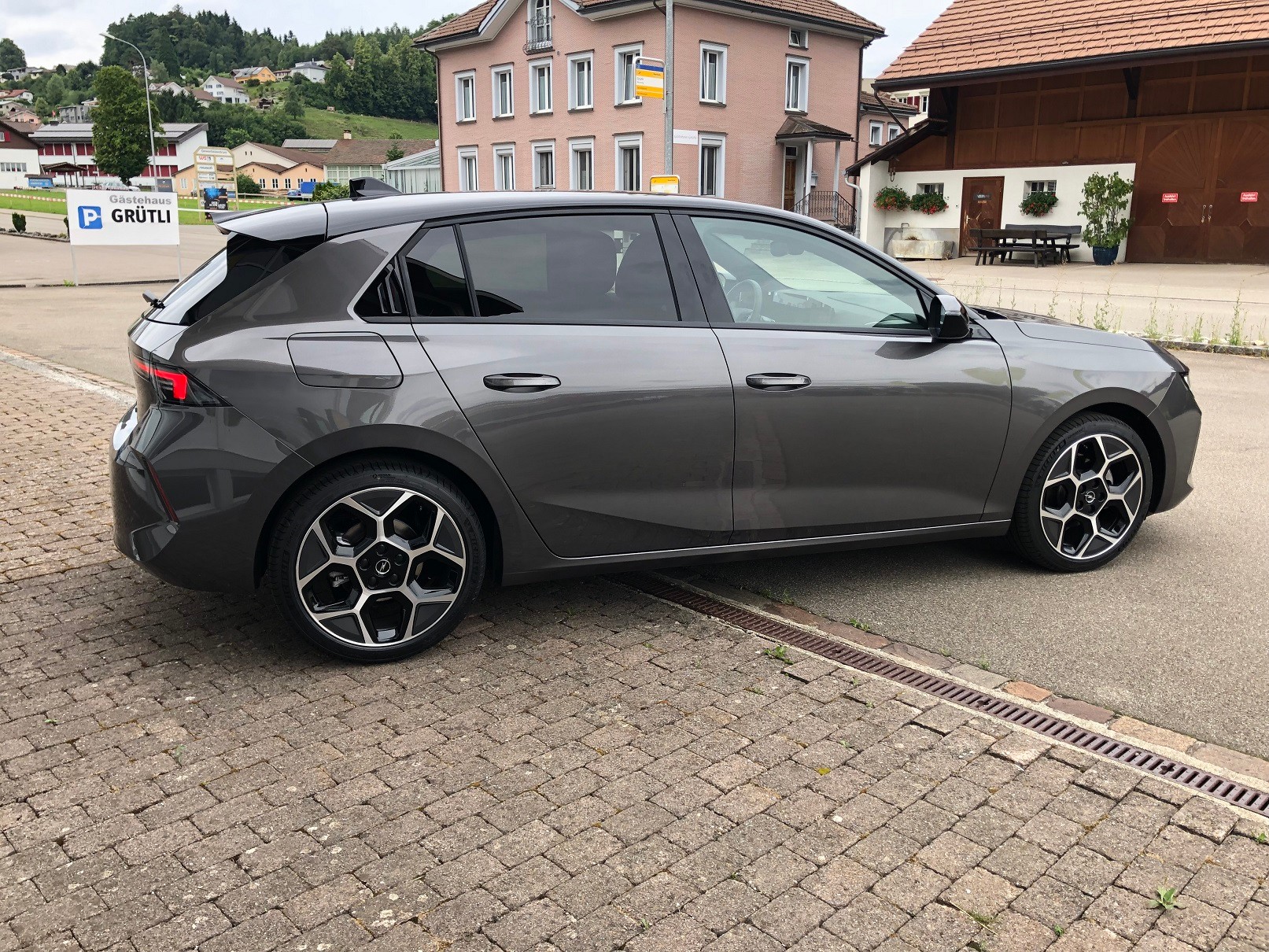 OPEL Astra 1.2 T 130 Swiss Plus-image-5