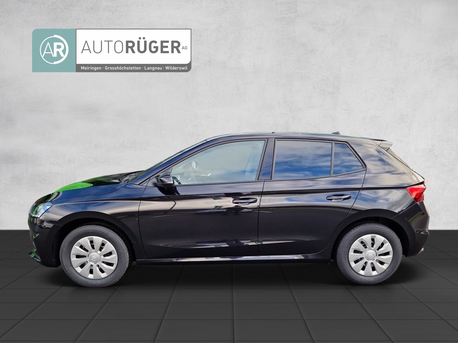 SKODA Fabia 1.0 MPI Ambition-image-2