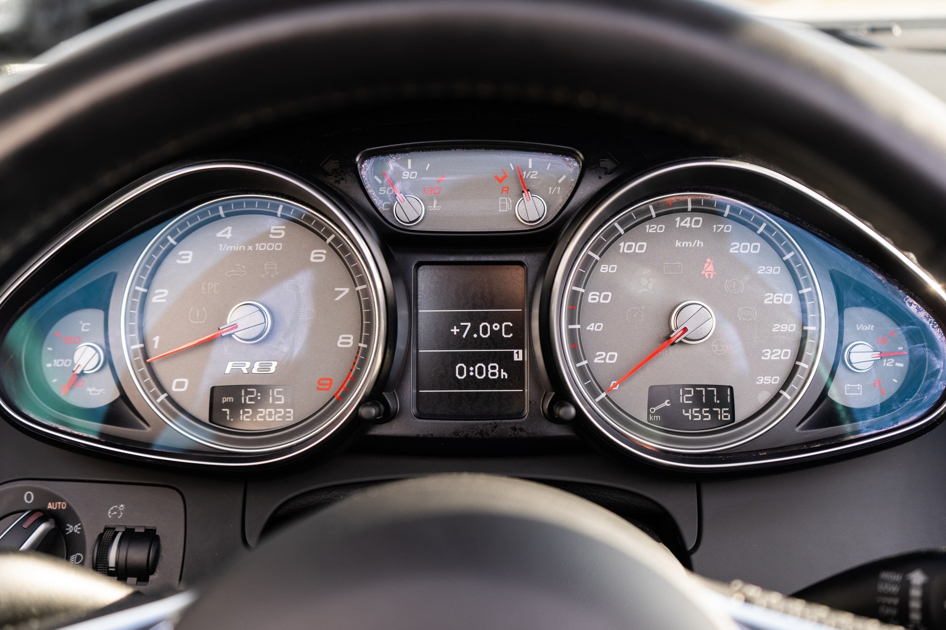 AUDI R8 Spyder 4.2-image-15