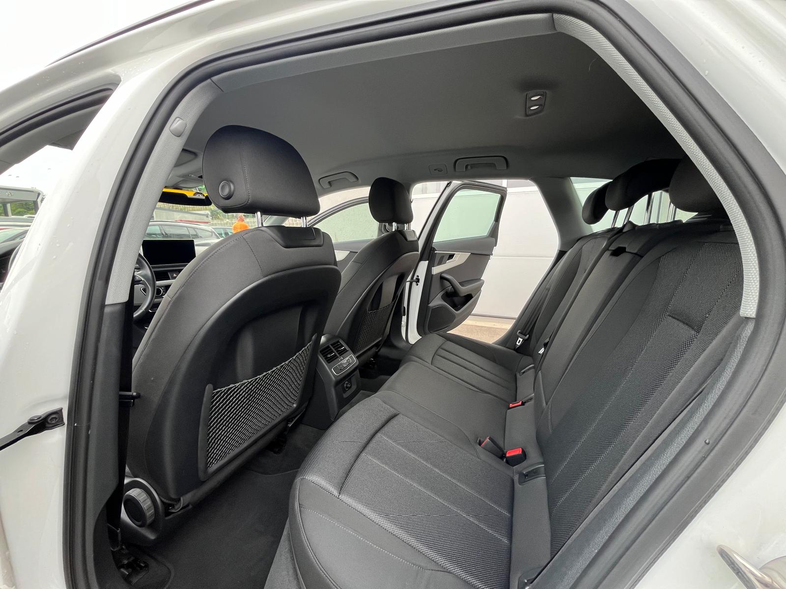 AUDI A4 Avant 40 TDI quattro S-tronic-image-9