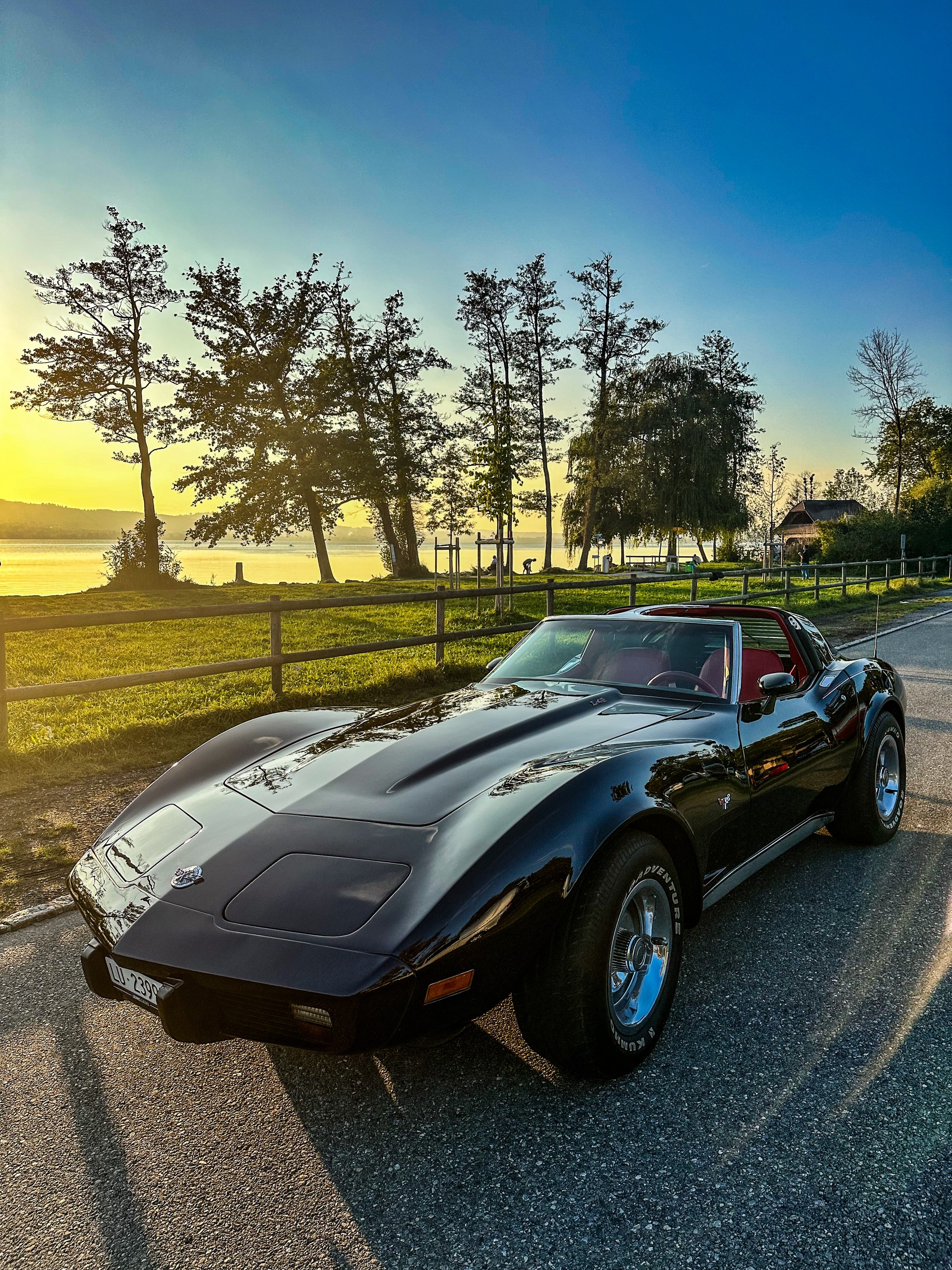 CHEVROLET Corvette C3, Aniversary, komplett revidiert! 1A Zustand. Wert 50‘000.-image-1