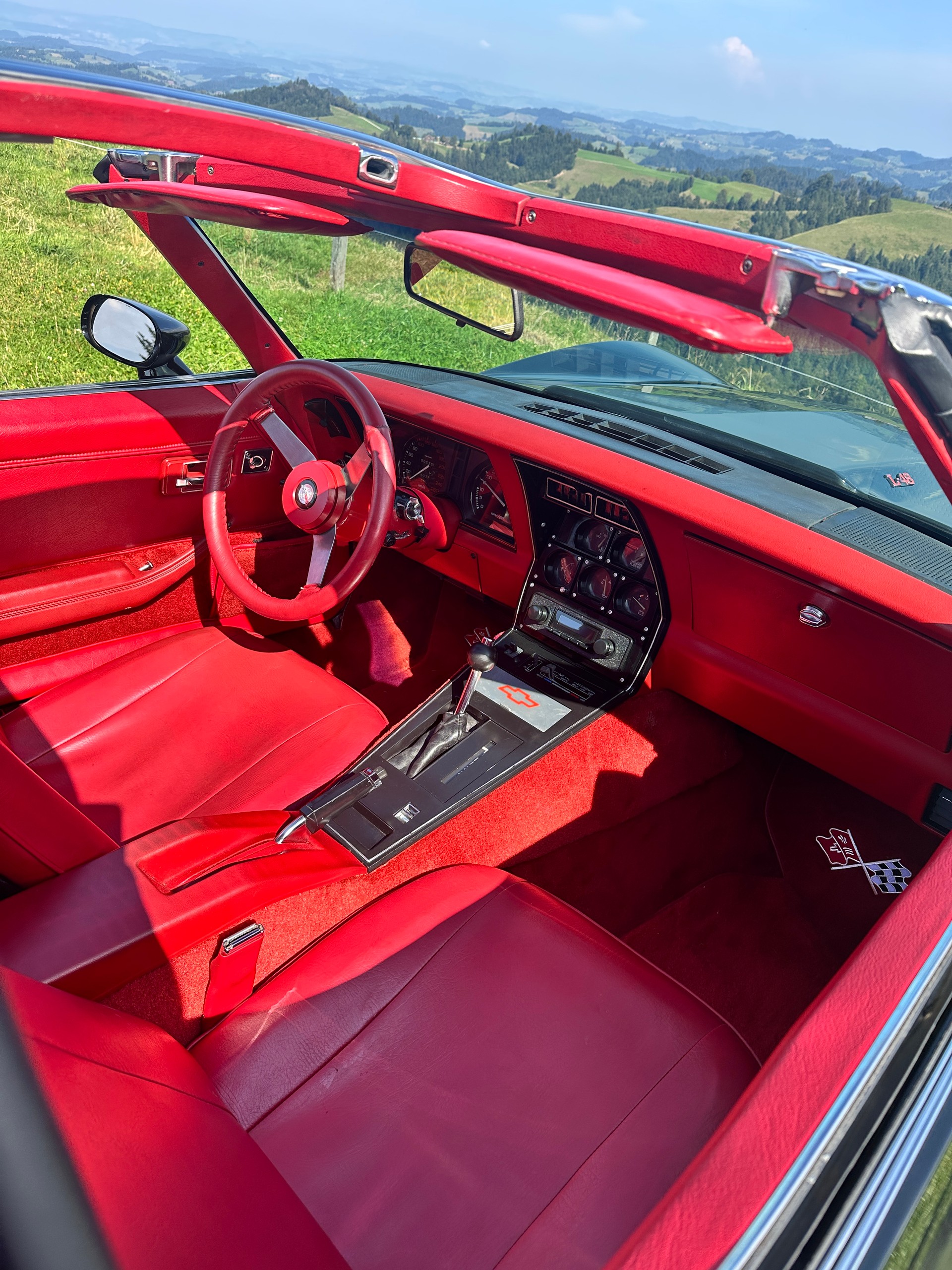 CHEVROLET Corvette C3, Aniversary, komplett revidiert! 1A Zustand. Wert 50‘000.-image-3